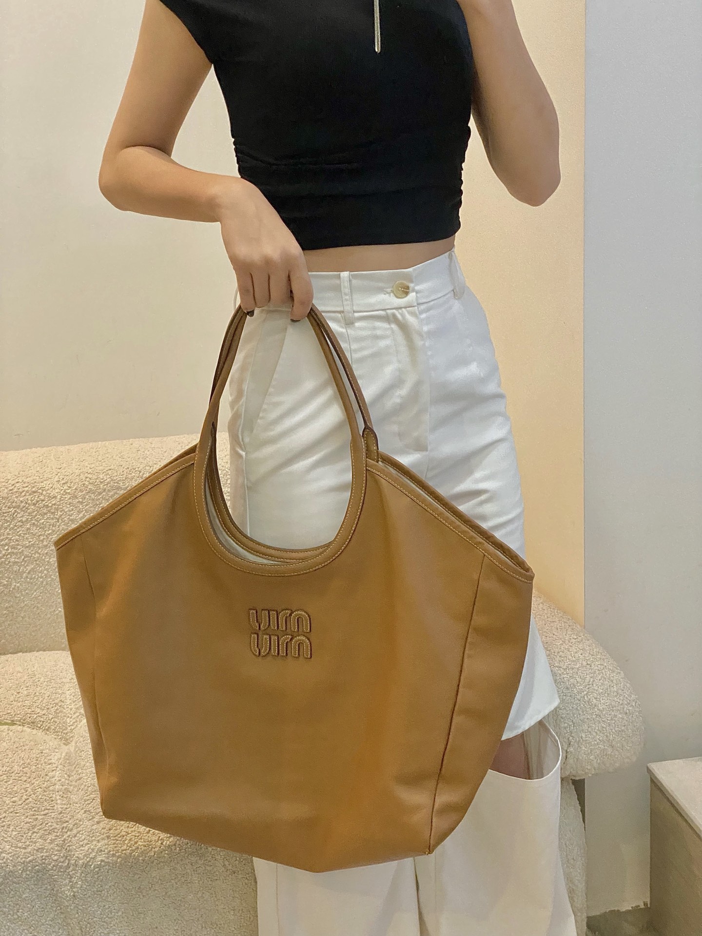 MiuMiu Tote-40×39×18CM