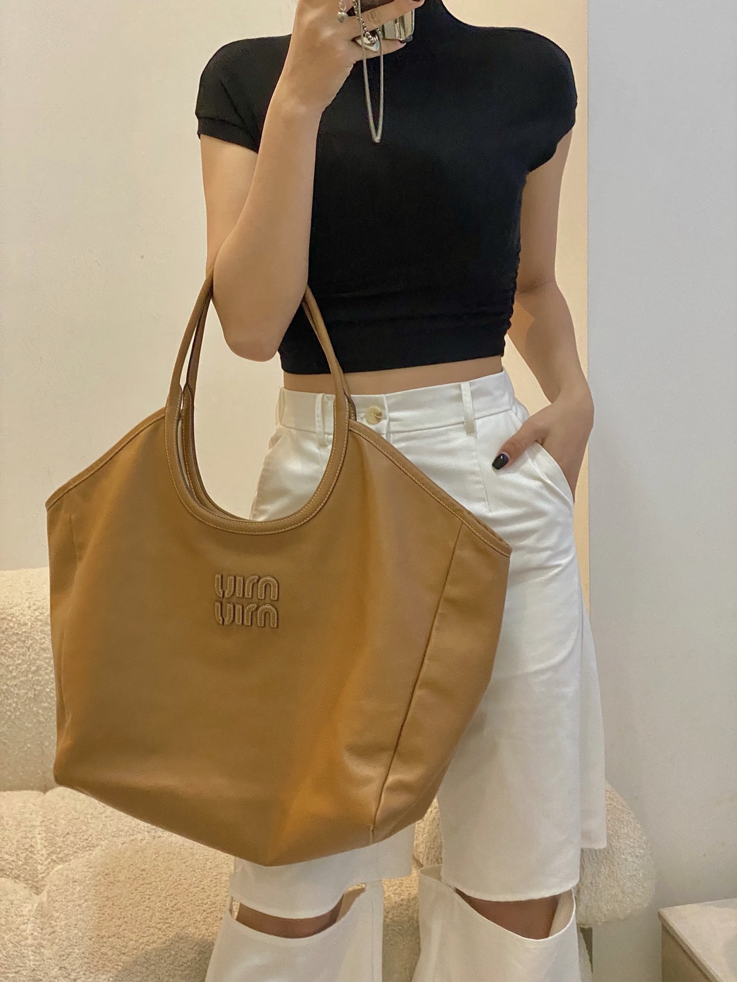 MiuMiu Tote-40×39×18CM