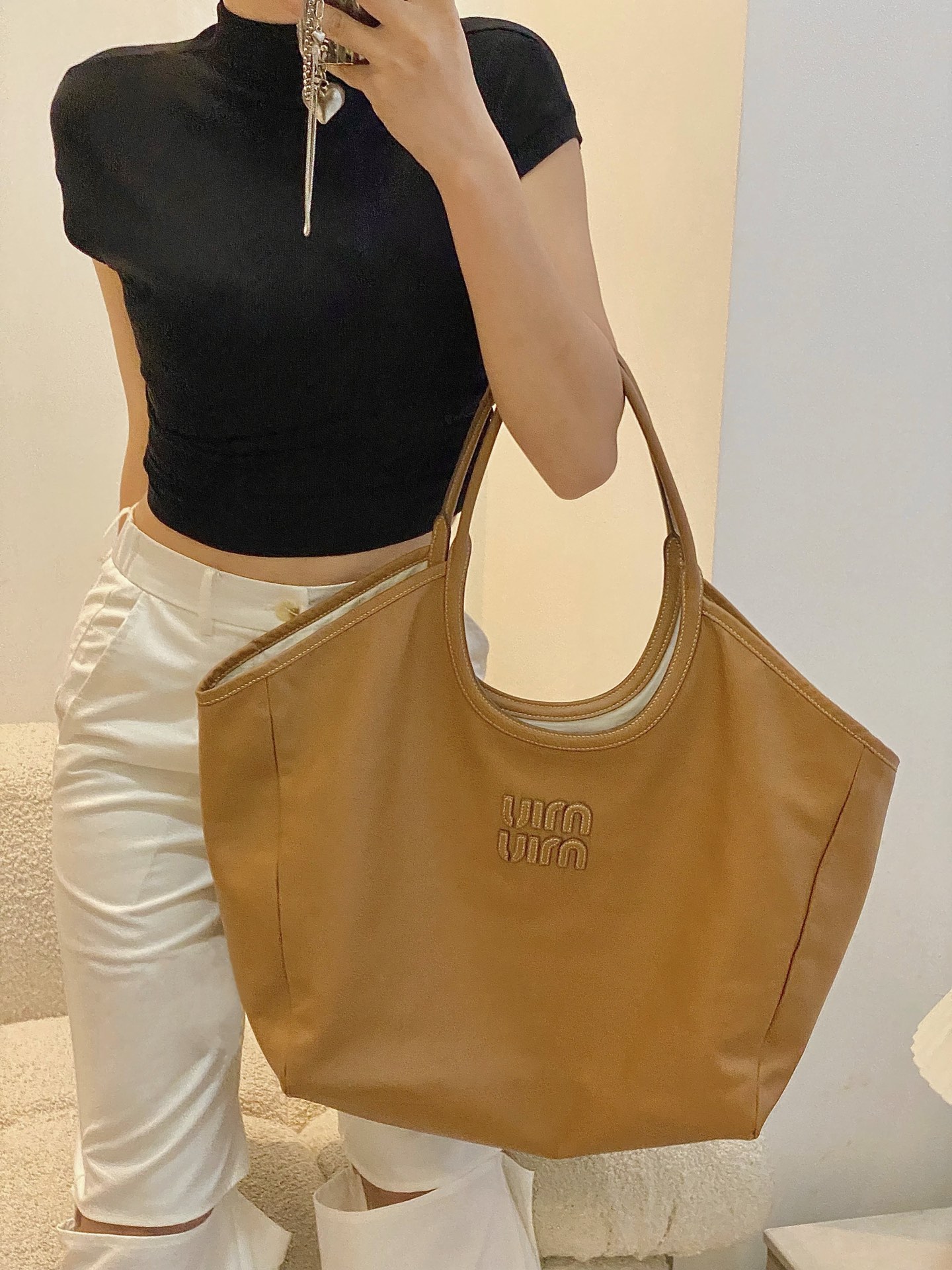 MiuMiu Tote-40×39×18CM