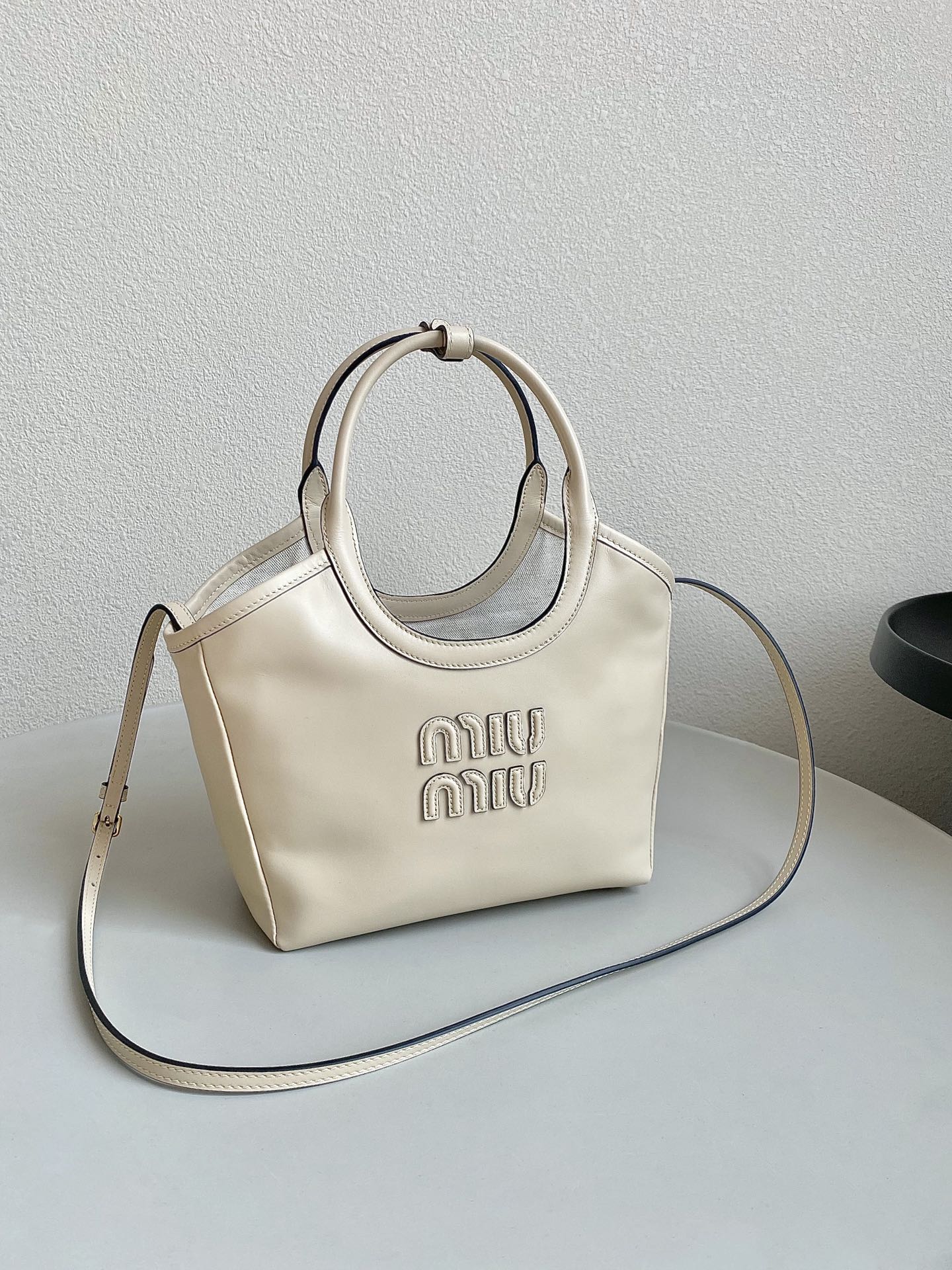 MiuMiu Tote-40×39×18CM