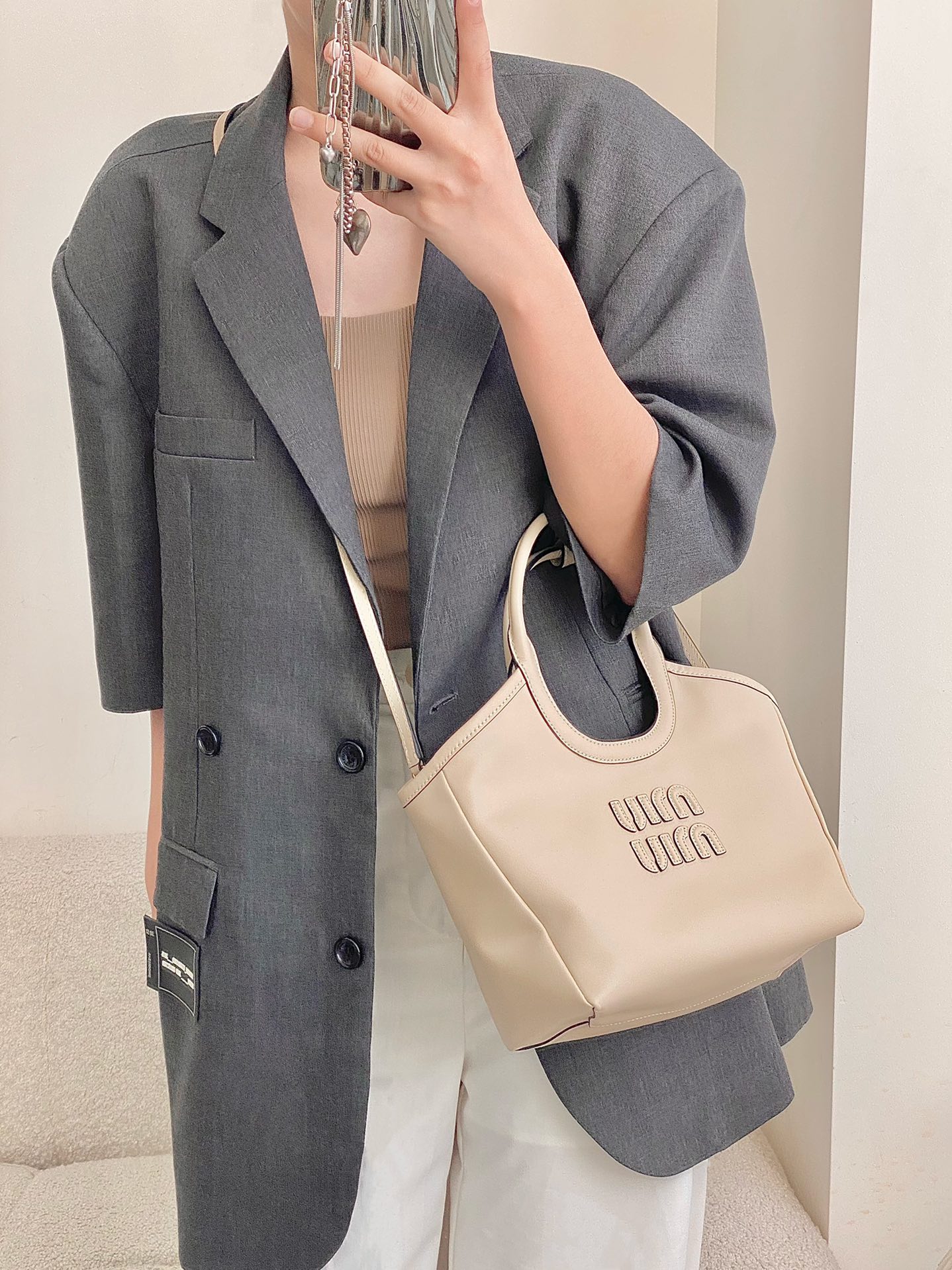 MiuMiu Tote-40×39×18CM