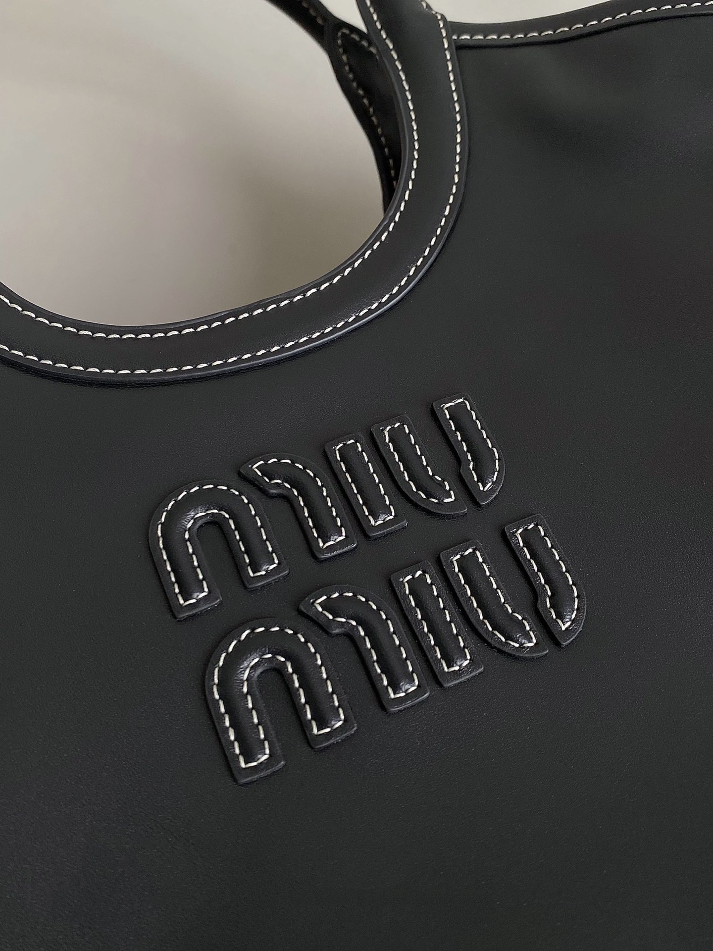 MiuMiu Tote-40×39×18CM