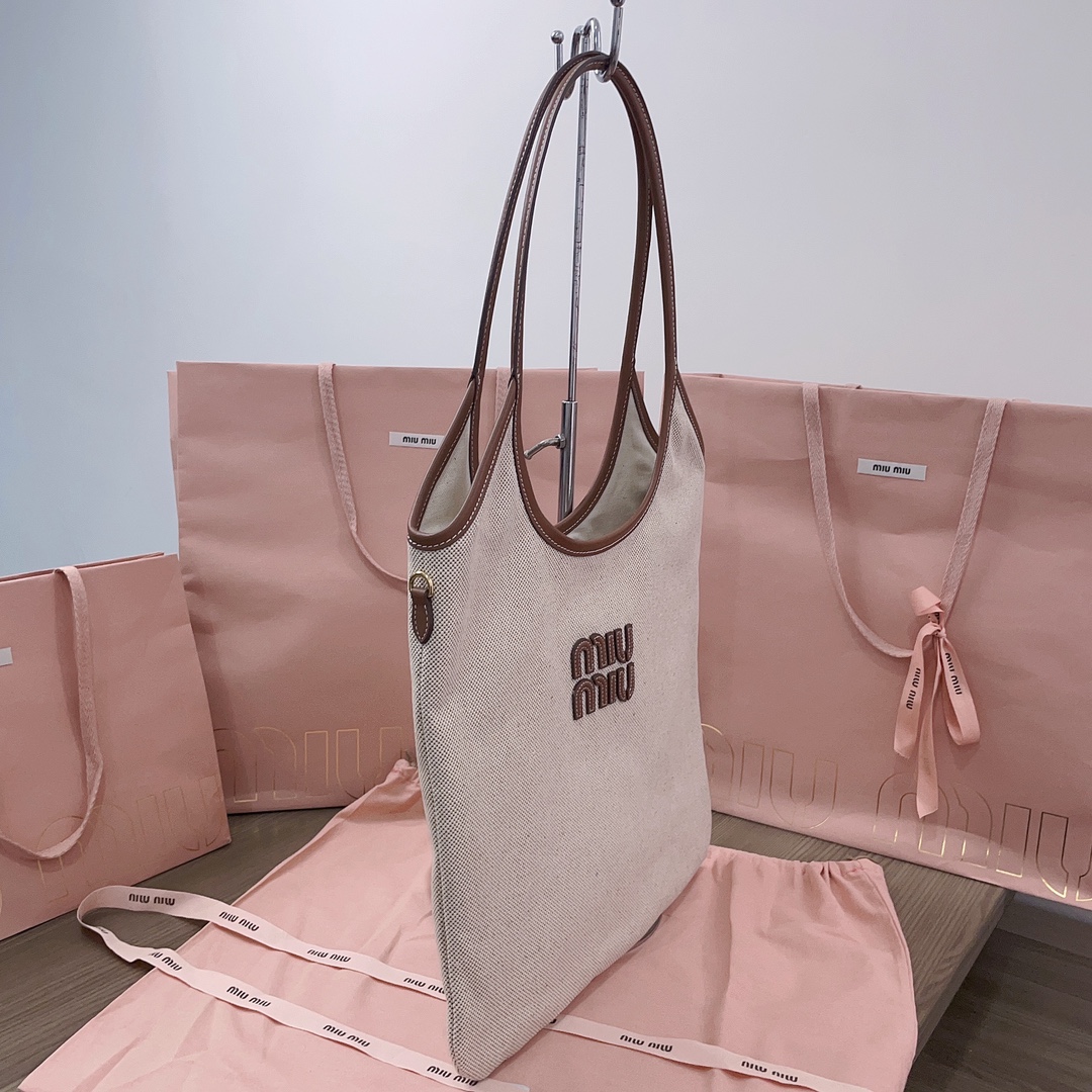 MiuMiu Tote-35 X 40CM