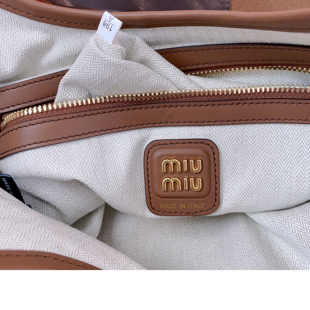 MiuMiu Tote-35 X 40CM
