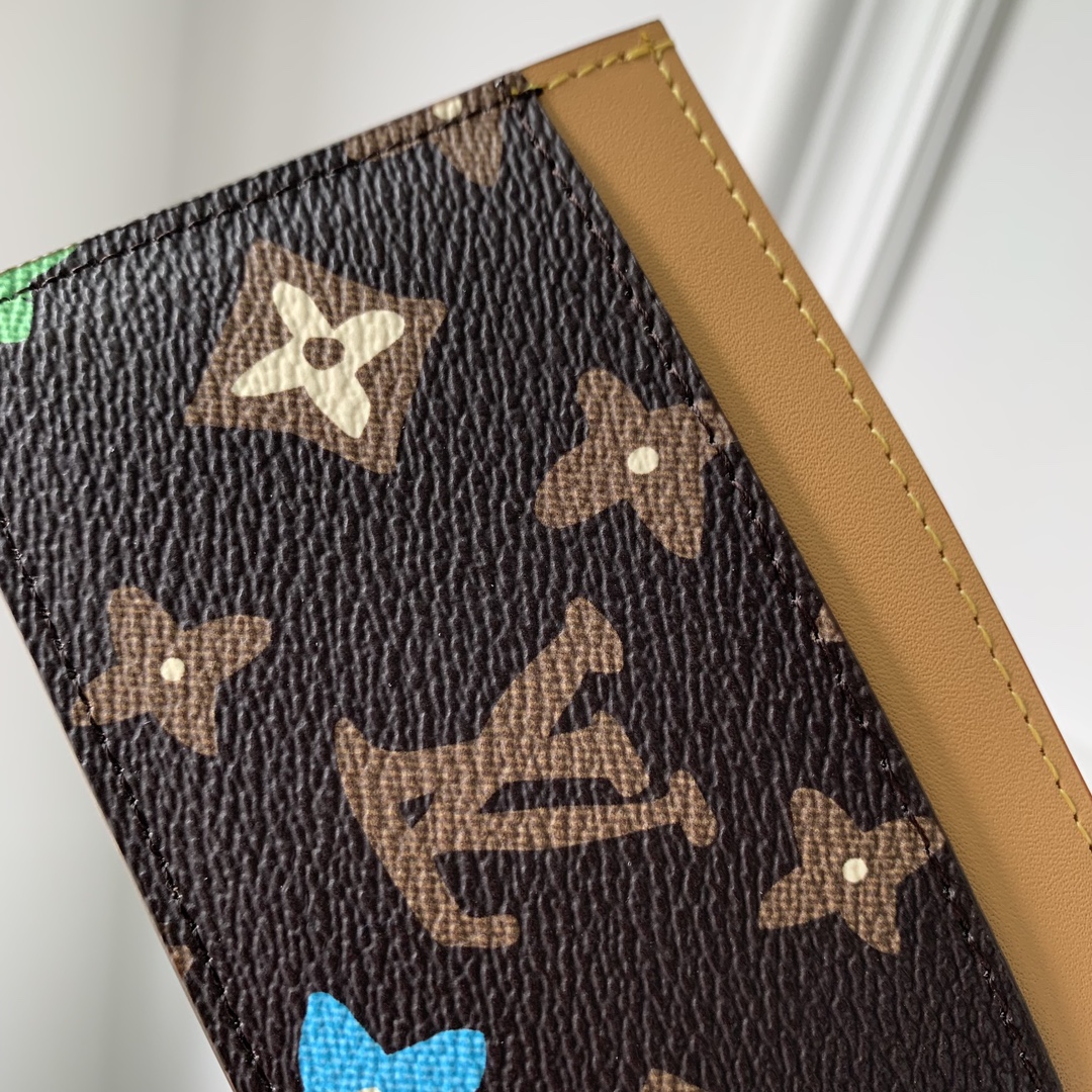 l**is V*t*n wallet-m83348-1*7*0.5cm
