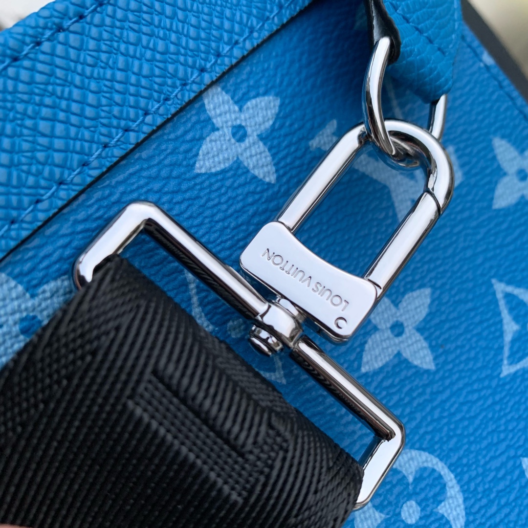 l**is V*t*n alpha wearable bag-m22481-18.5 x 11.0 x 6.5cm