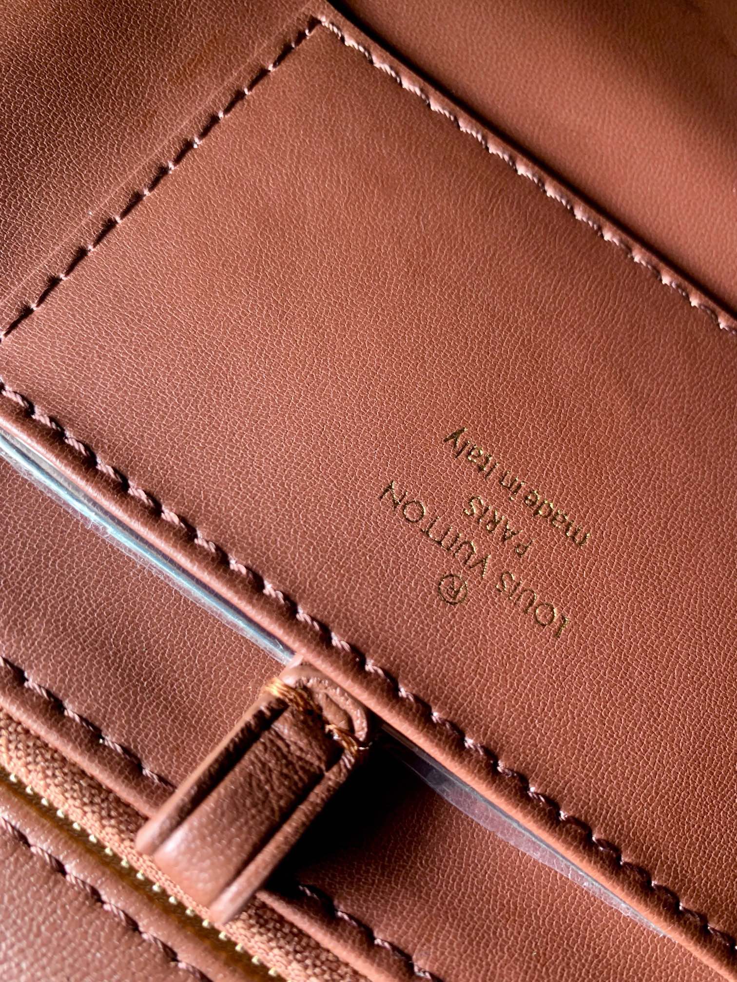 l**is V*t*n go-14 bag-m23689-31*19.5*11cm