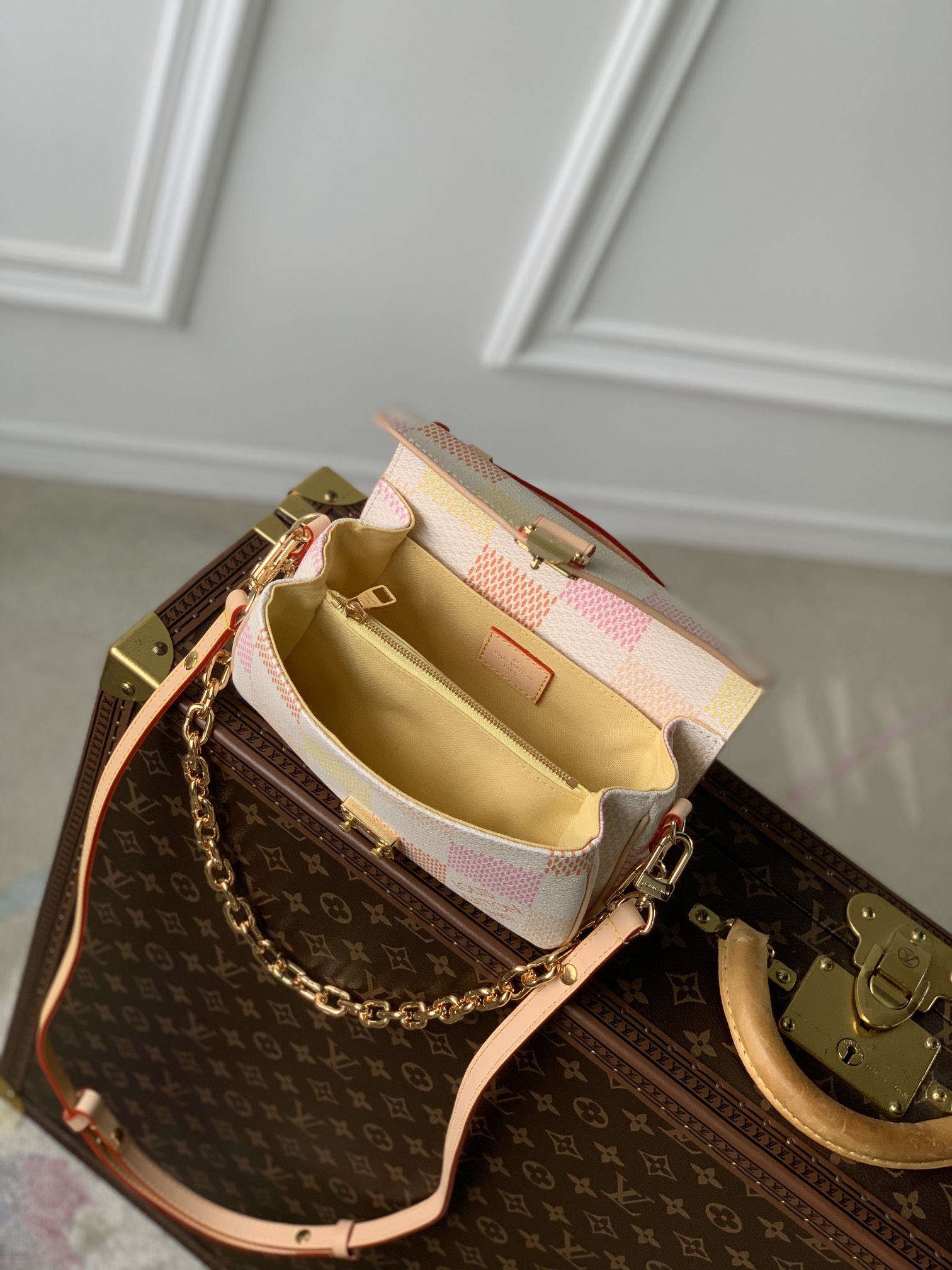 l**is V*t*n pochette metis east west handbags- 21.5 x 13.5 x 6cm