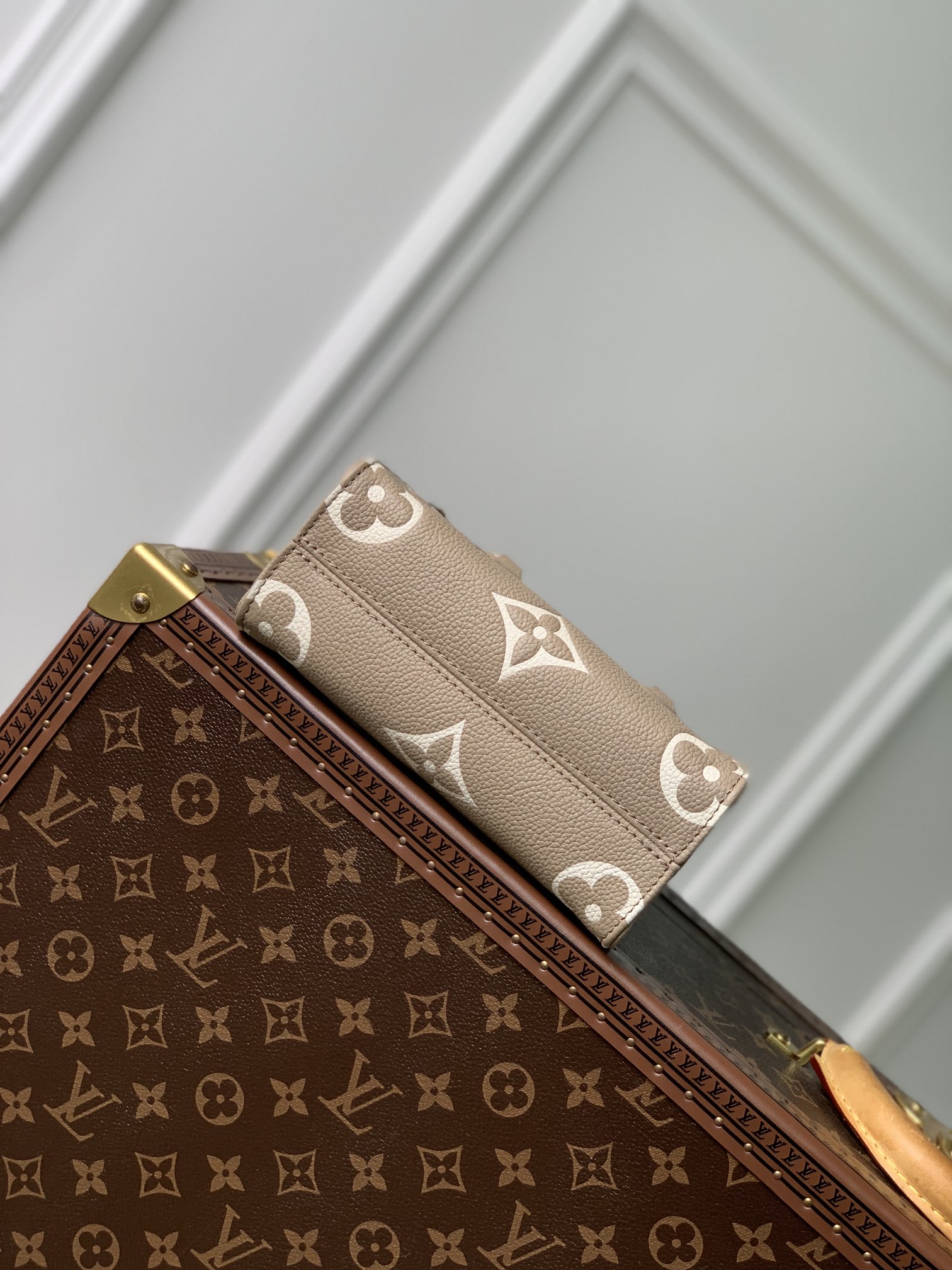 l**is V*t*n onthego bb handbag-18*15*8.5cm
