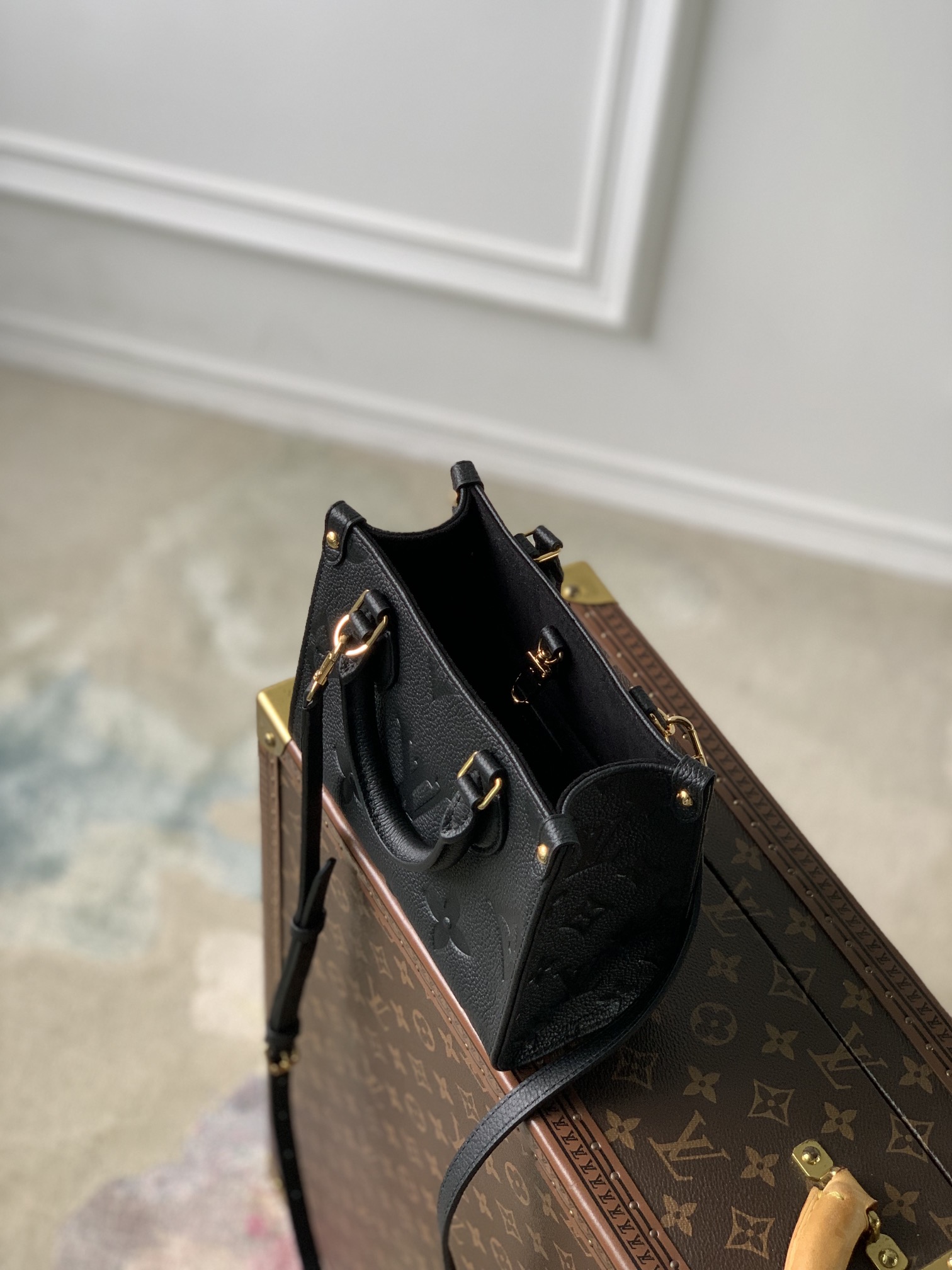 l**is V*t*n onthego bb handbag-18*15*8.5cm