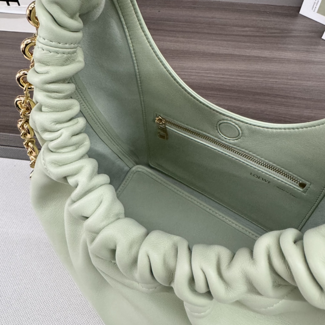 Loewe Squeeze Bag-29*10.5*24CM