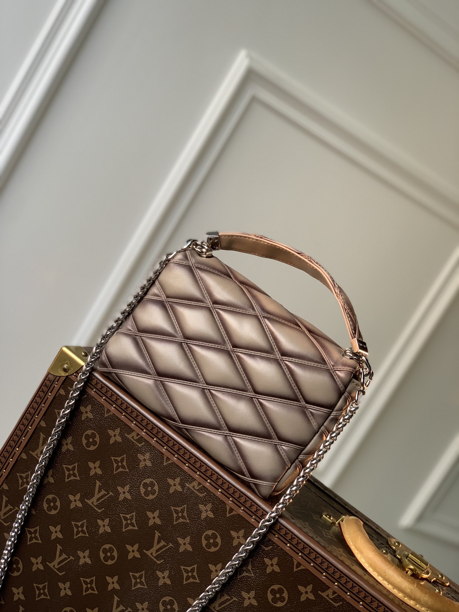 l**is V*t*n go-14 bag-m22891-23.0 x 16.0 x 10cm