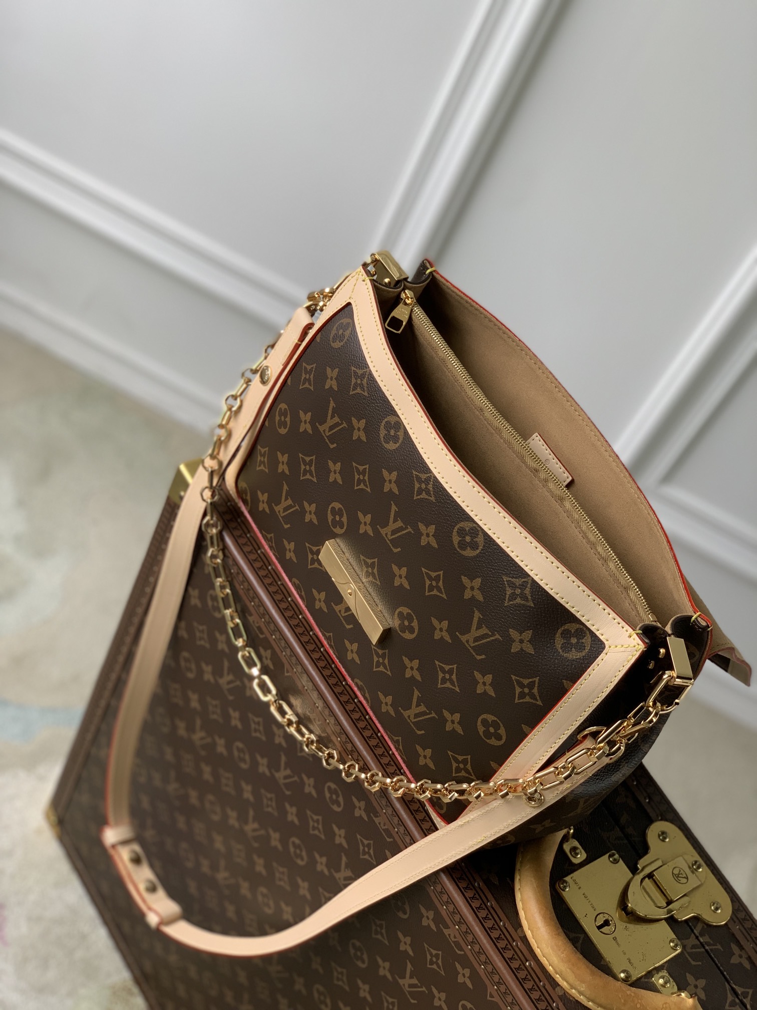 l**is V*t*n dauphine soft bag-28*20*11cm