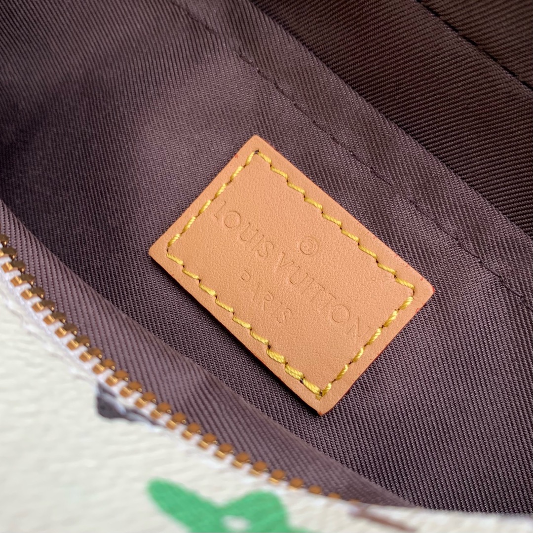 l**is V*t*n mini soft trunk m25132-18.5 x13x8cm