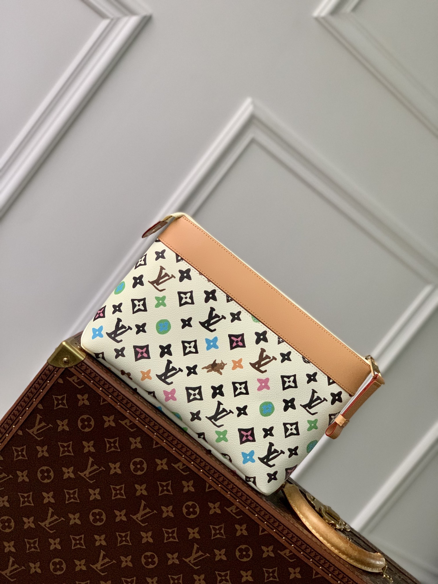 l**is V*t*n pochette voyage souple pouch-m83568-32 x 21 x 8cm