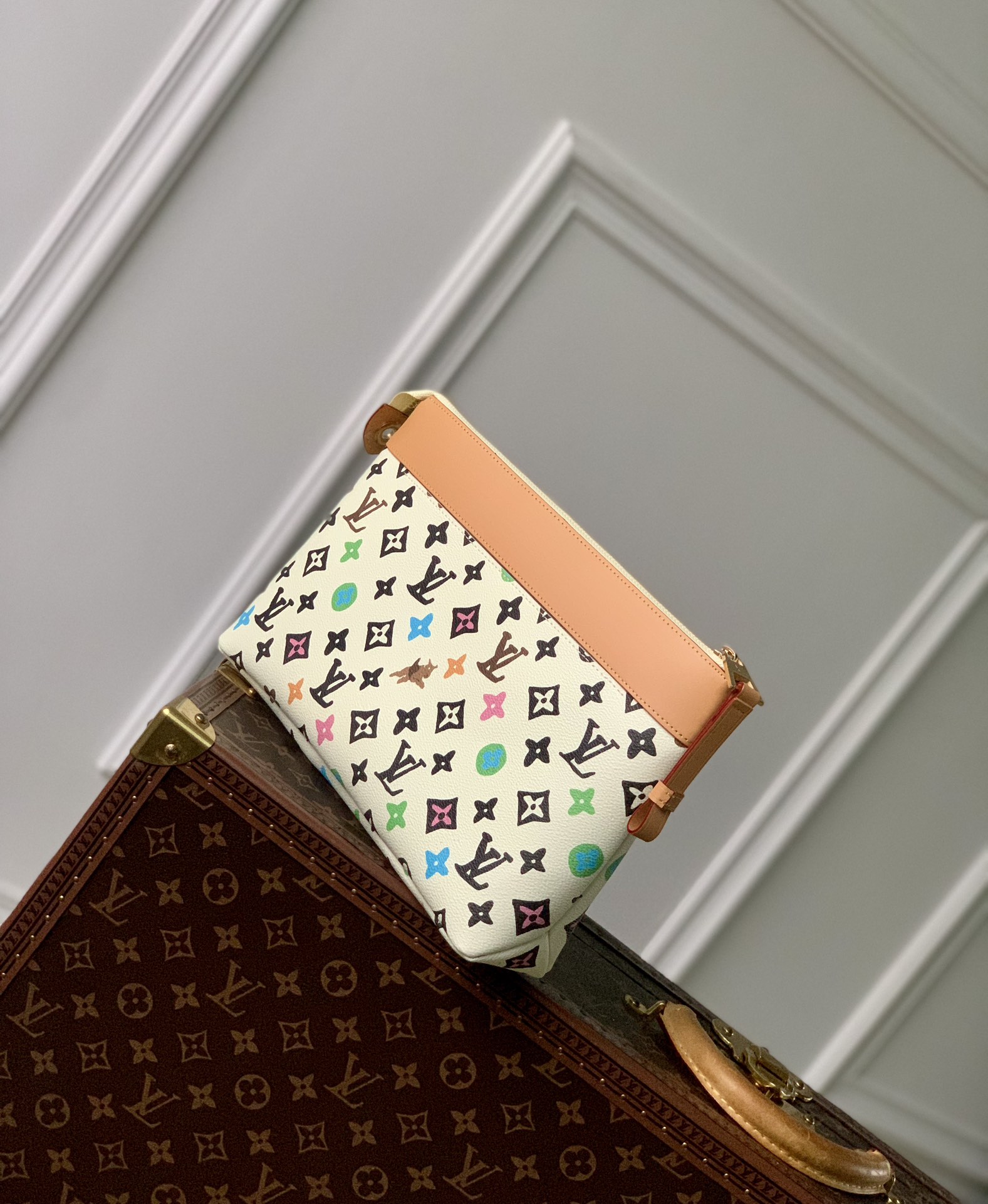 l**is V*t*n pochette voyage souple pouch-m83568-32 x 21 x 8cm