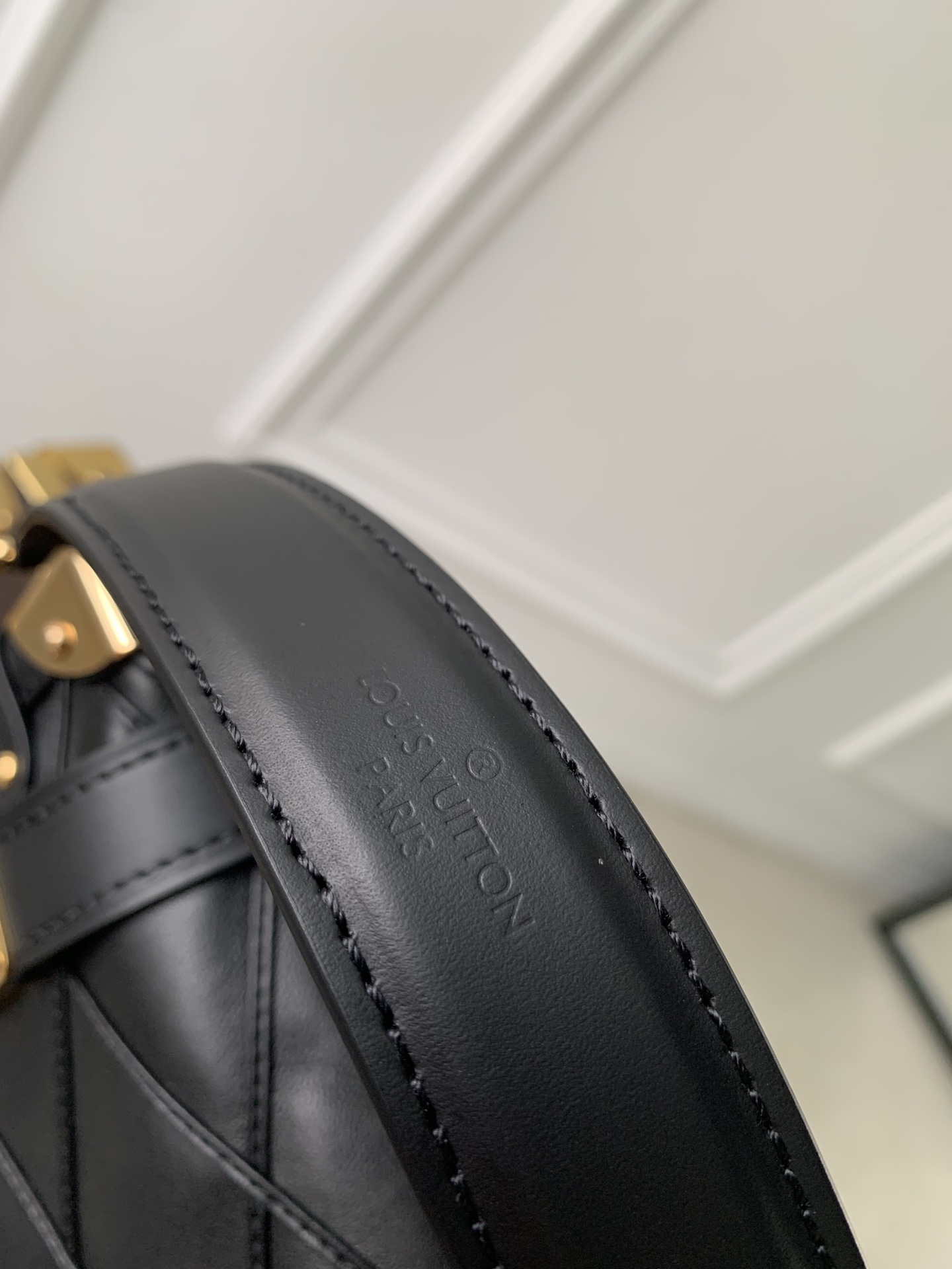 l**is V*t*n side trunk -m46815-18×12.5×8cm