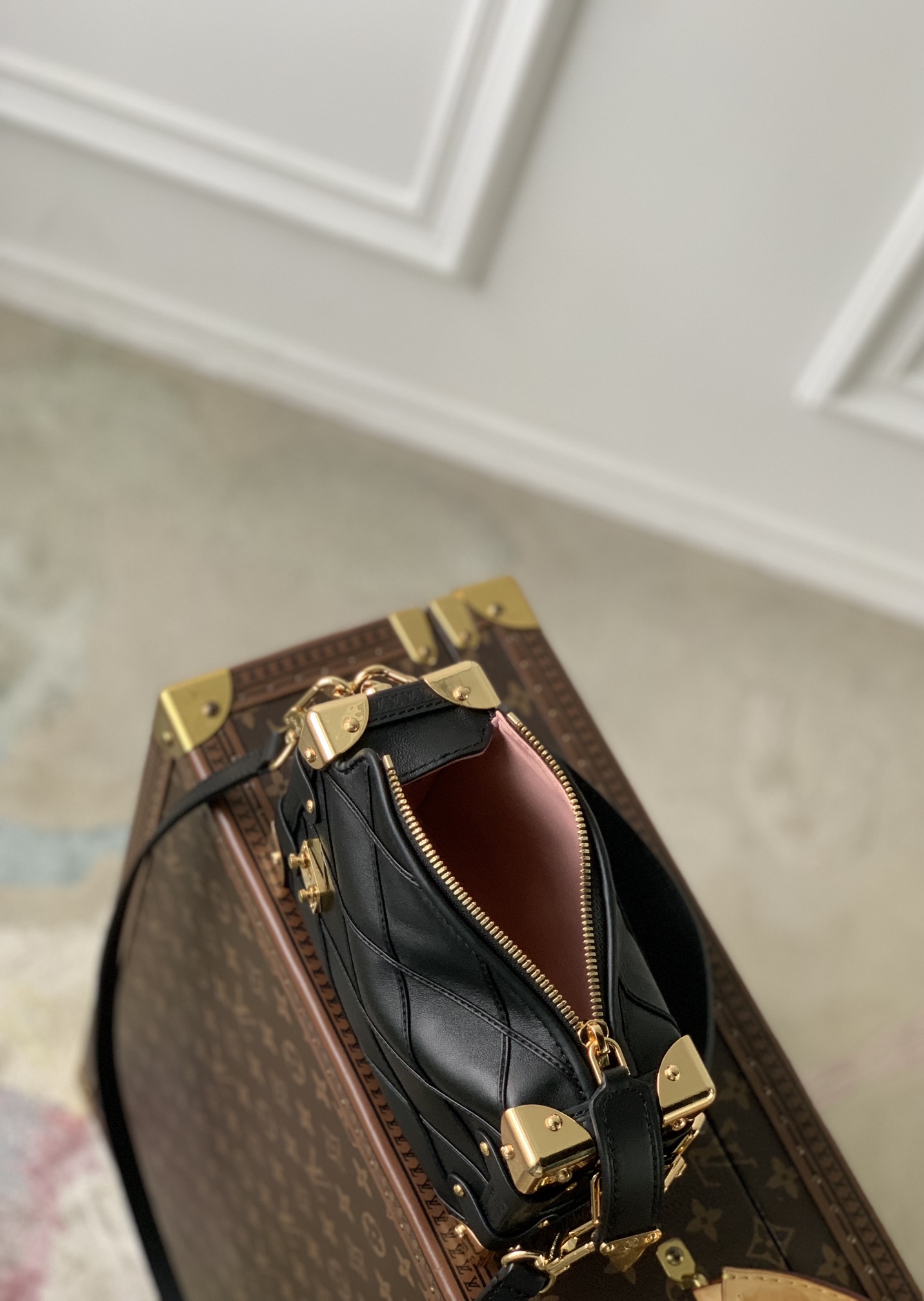 l**is V*t*n side trunk -m46815-18×12.5×8cm