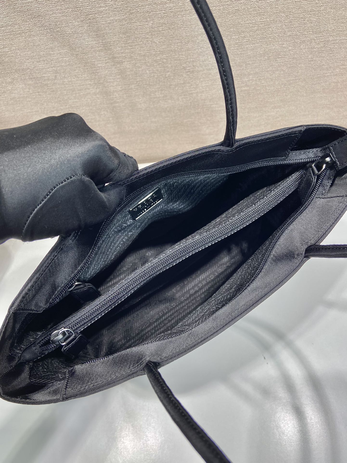 Pra*a nylon b6245tote bag-30*27*9cm