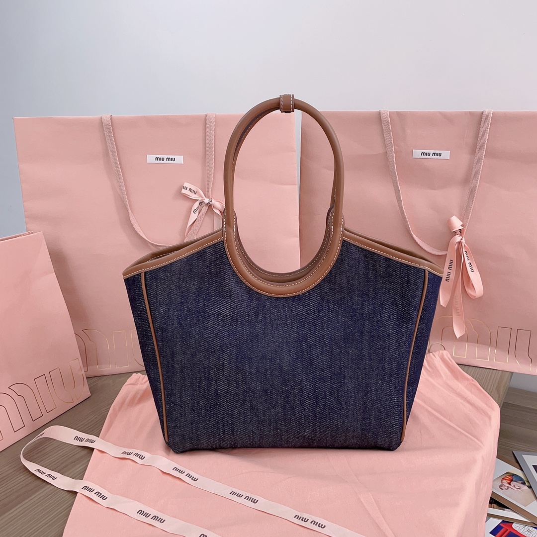 MiuMiu Tote-28X 26X12.5CM
