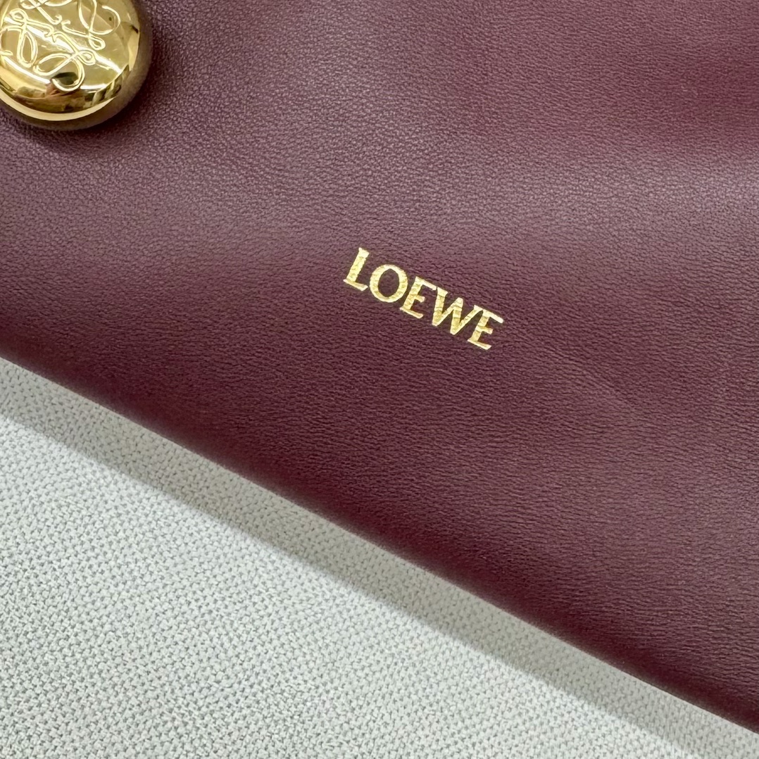 Loewe Squeeze Bag-29*24*10.5CM