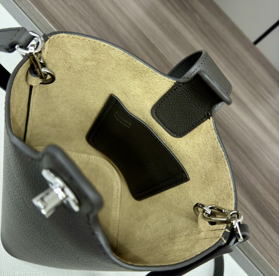 Loewe Mini Pebble Bucket Bag-16*16*19.5CM