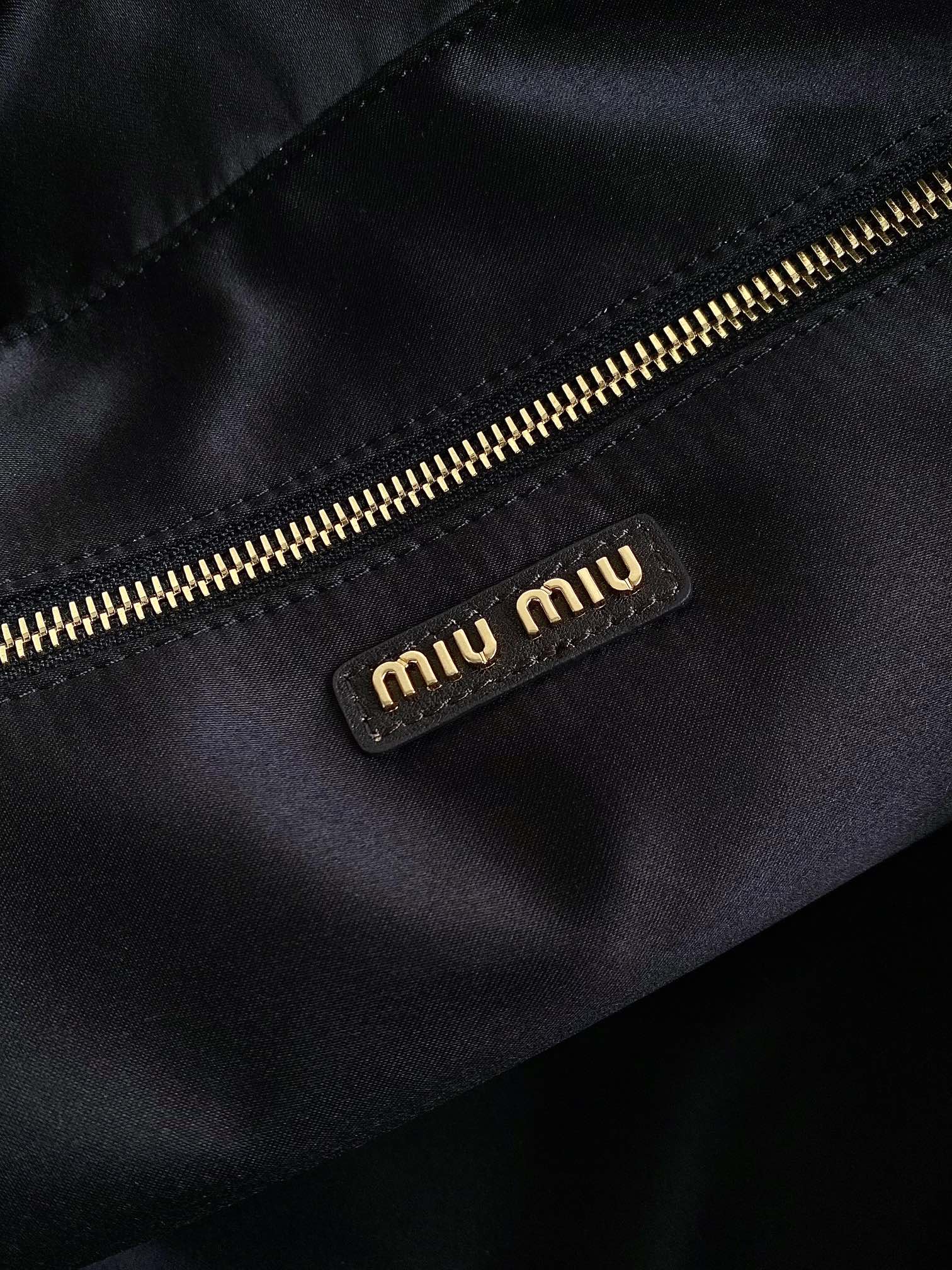 MiuMiu Bowling Bag-34X23X12CM