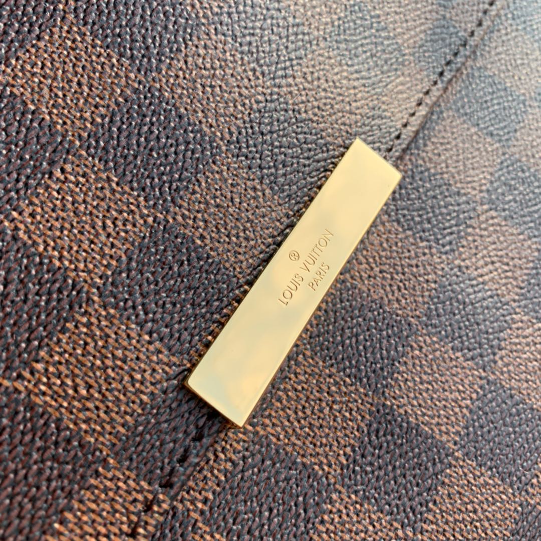 l**is V*t*n favorite n41275-28*17*4cm