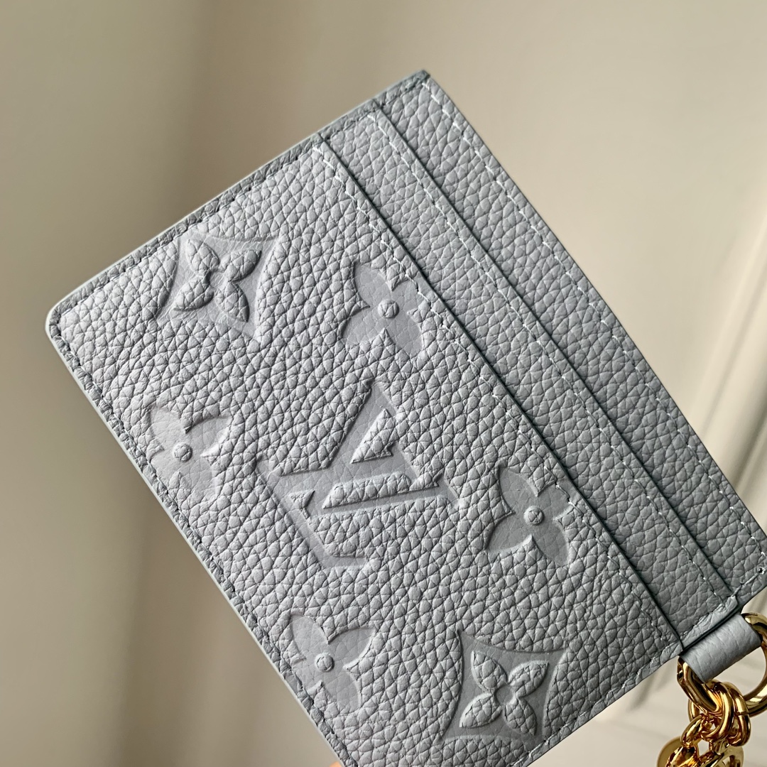 l**is V*t*n wallet-m82132-10.2 x 7.3 x 0.3cm