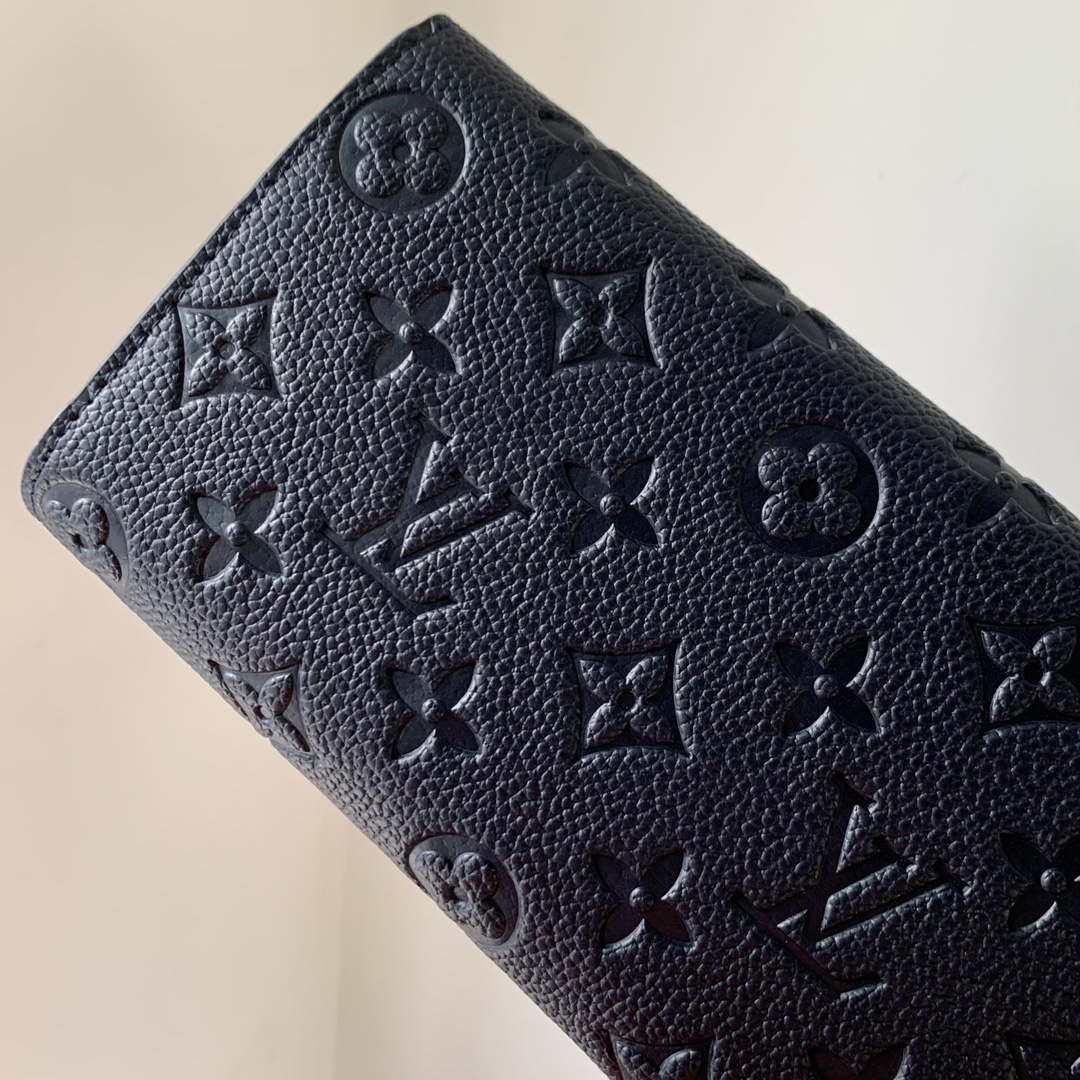 l**is V*t*n wallet m81049-19.5x10.5x2.5cm