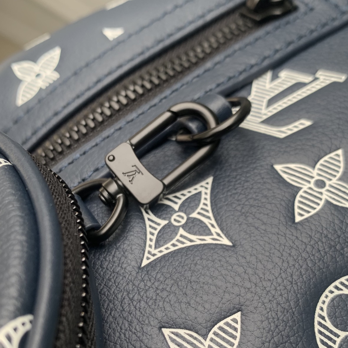 l**is V*t*n duo shoulder bag m30936-20 x 42 x 6cm