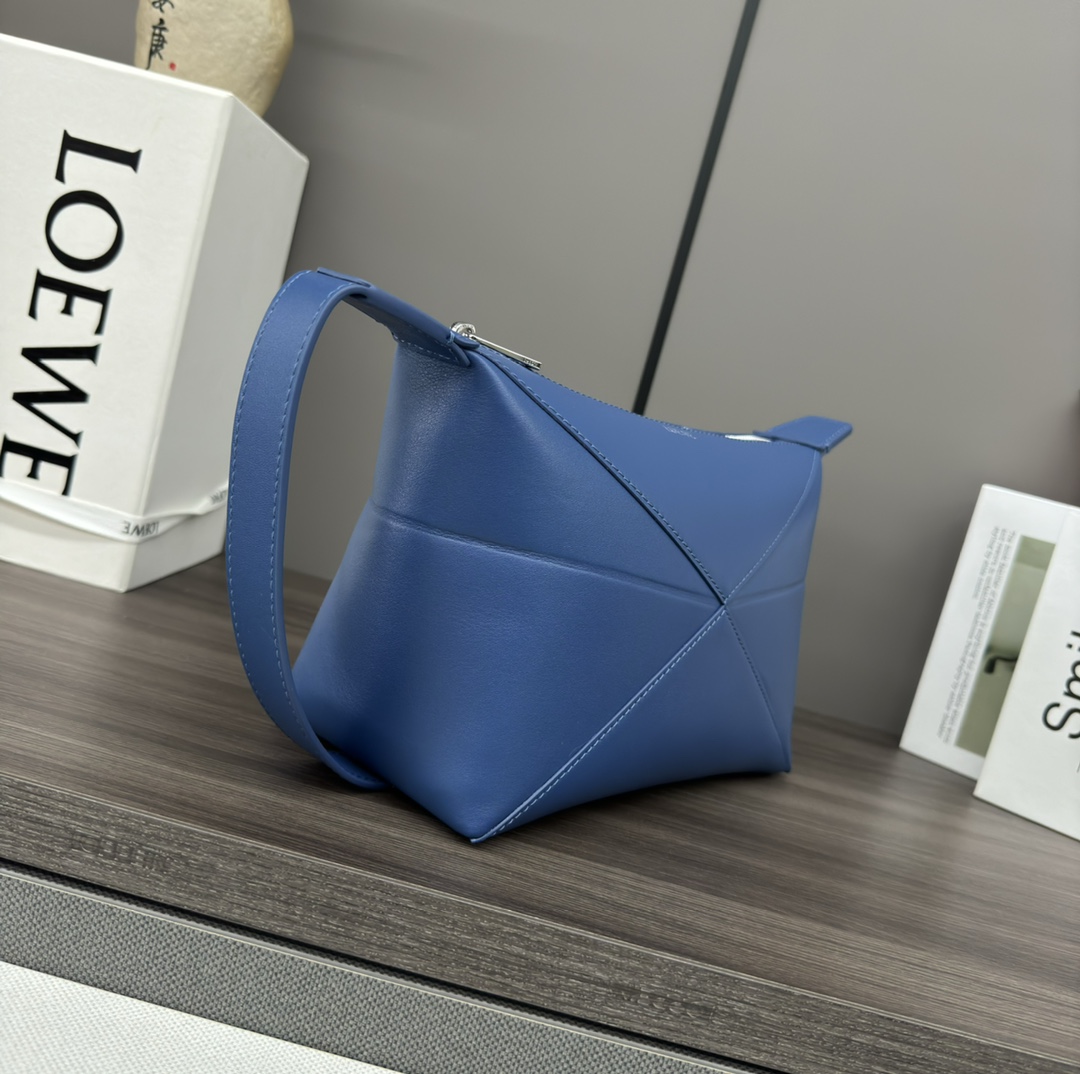 Loewe Pouch-22.7*12*15.5CM