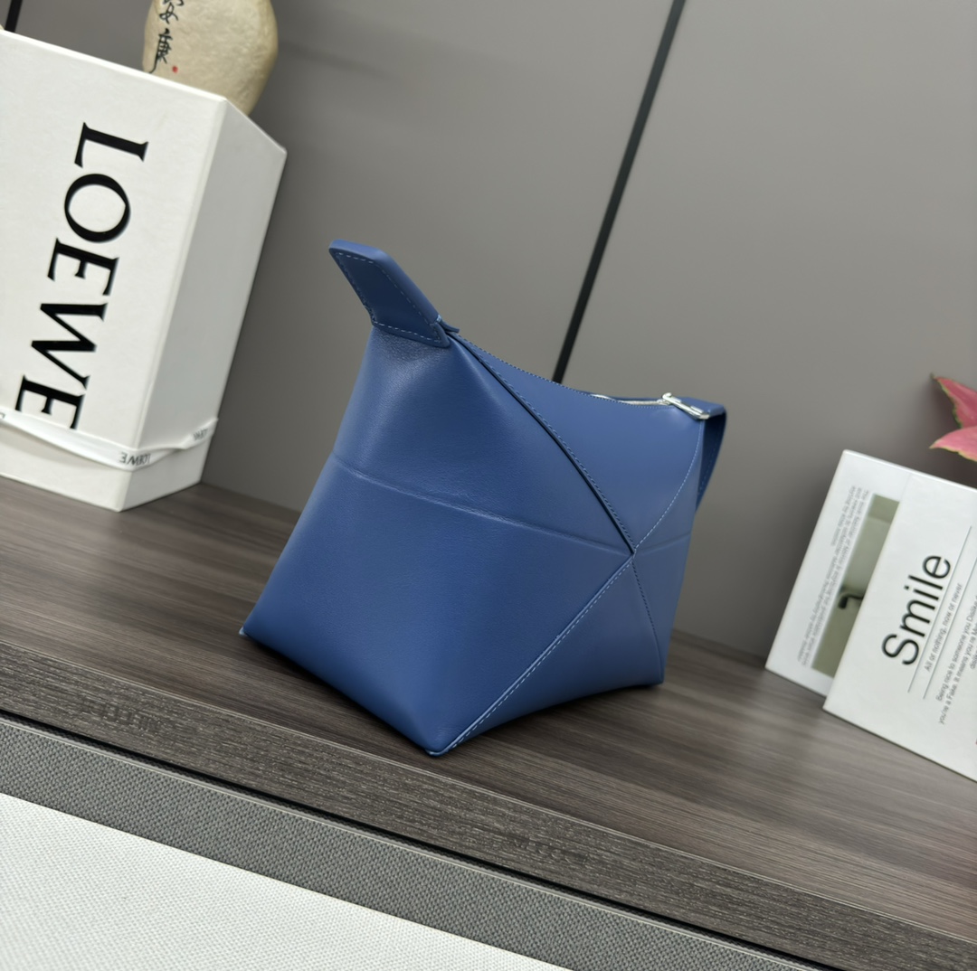 Loewe Pouch-22.7*12*15.5CM