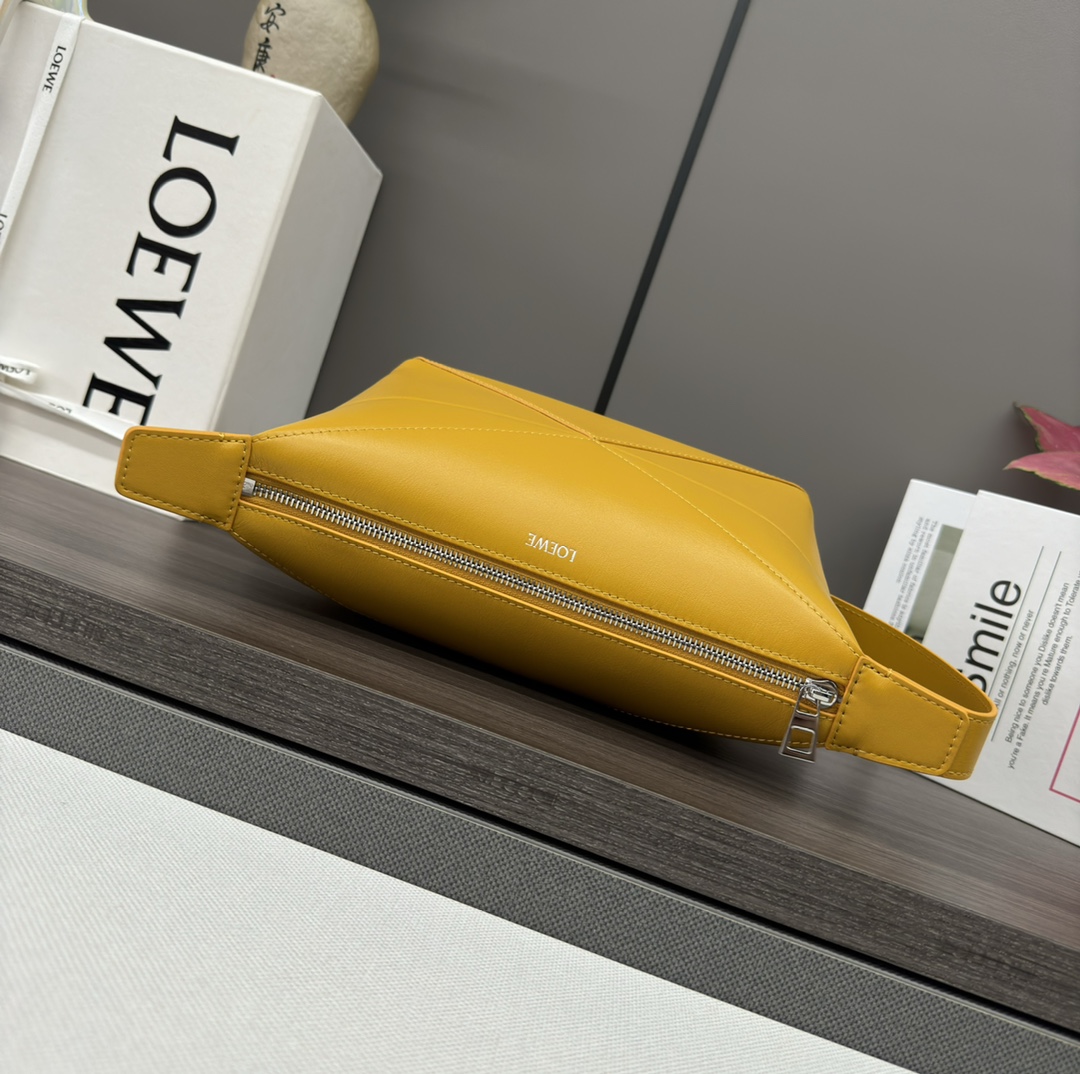 Loewe Pouch-22.7*12*15.5CM