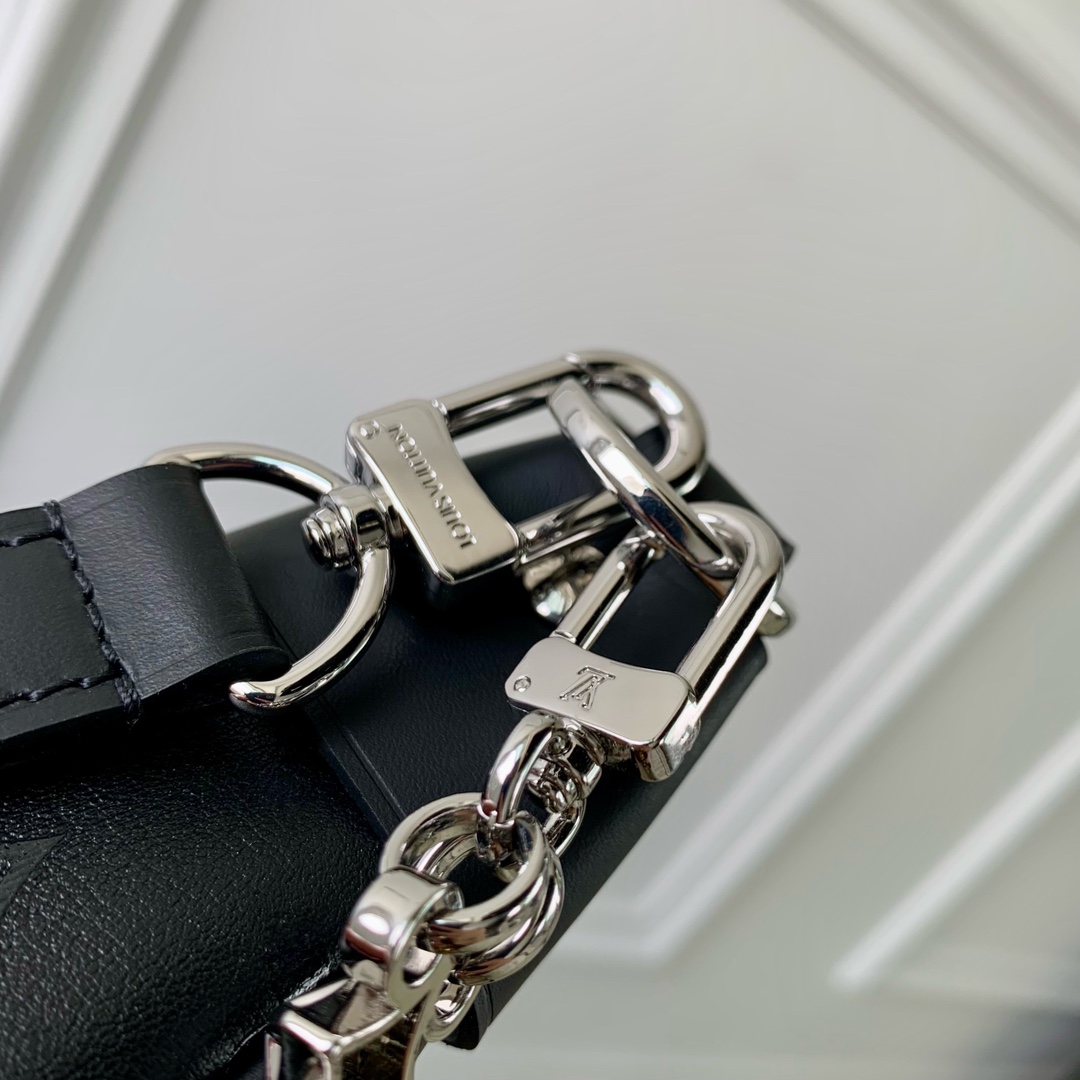 l**is V*t*n loop handbags-m11267-23*13*6cm