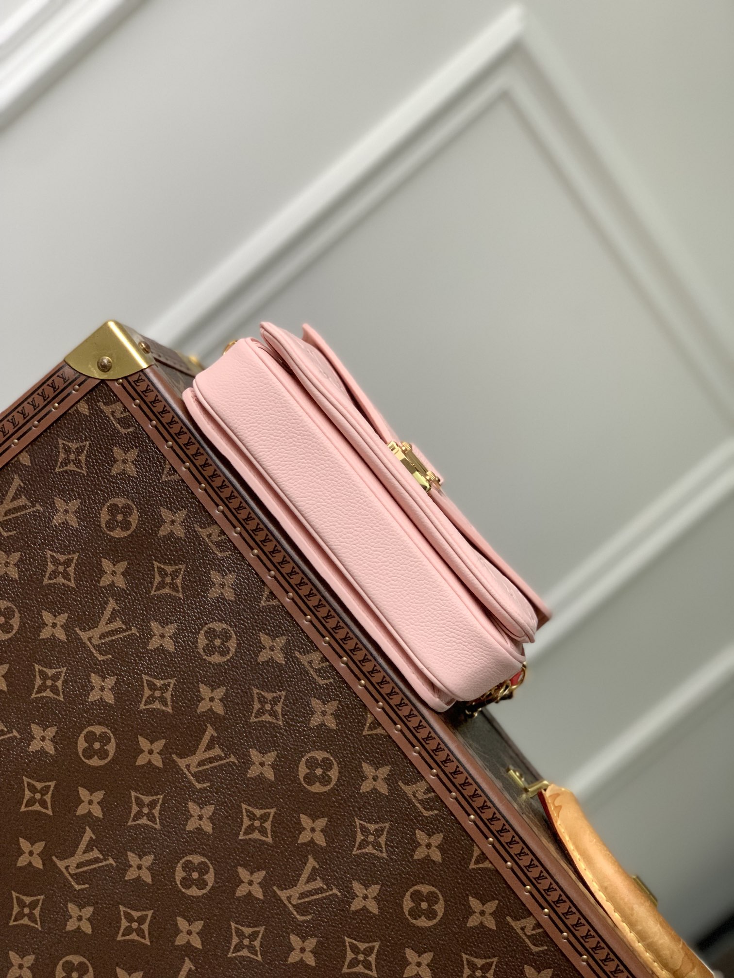 l**is V*t*n pochette metis east west handbags- 21.5 x 13.5 x 6cm