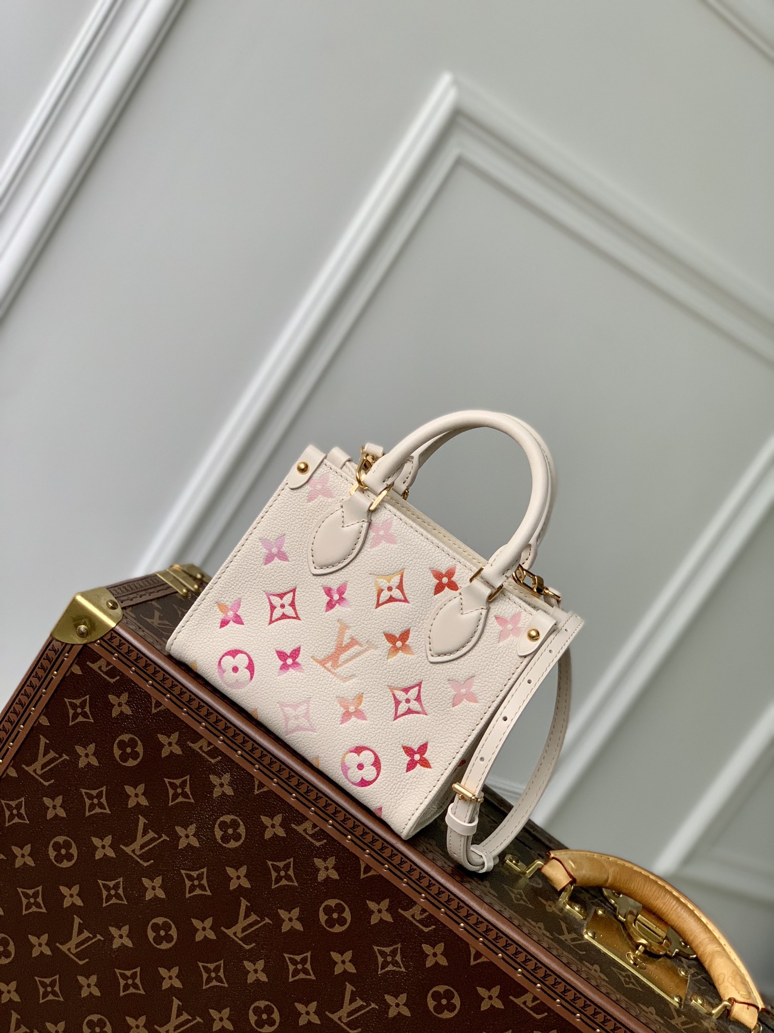 l**is V*t*n onthego bb handbag-18*15*8.5cm