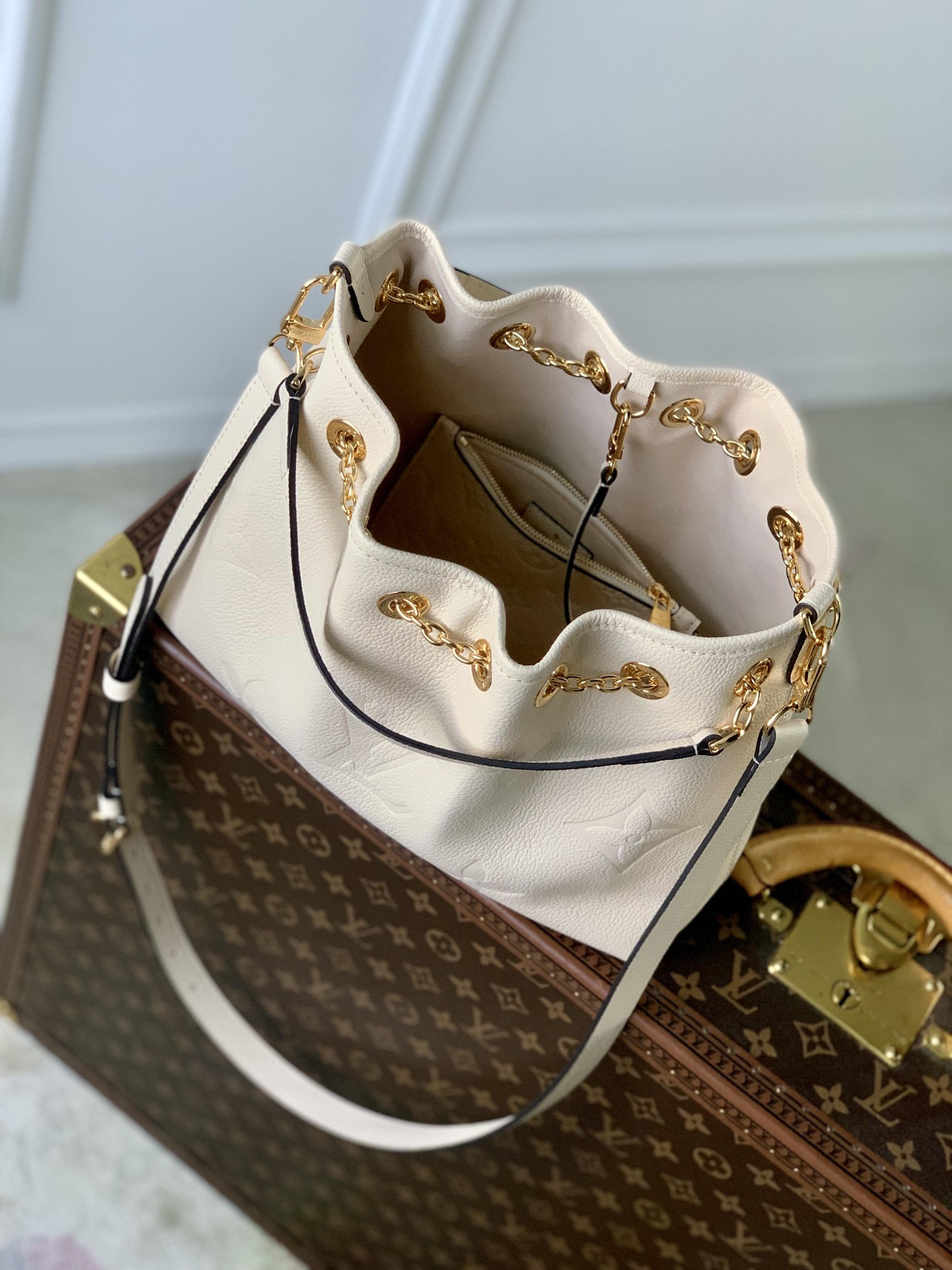 l**is V*t*n summer bundle handbag-28.0 x 20.0 x 11.5cm