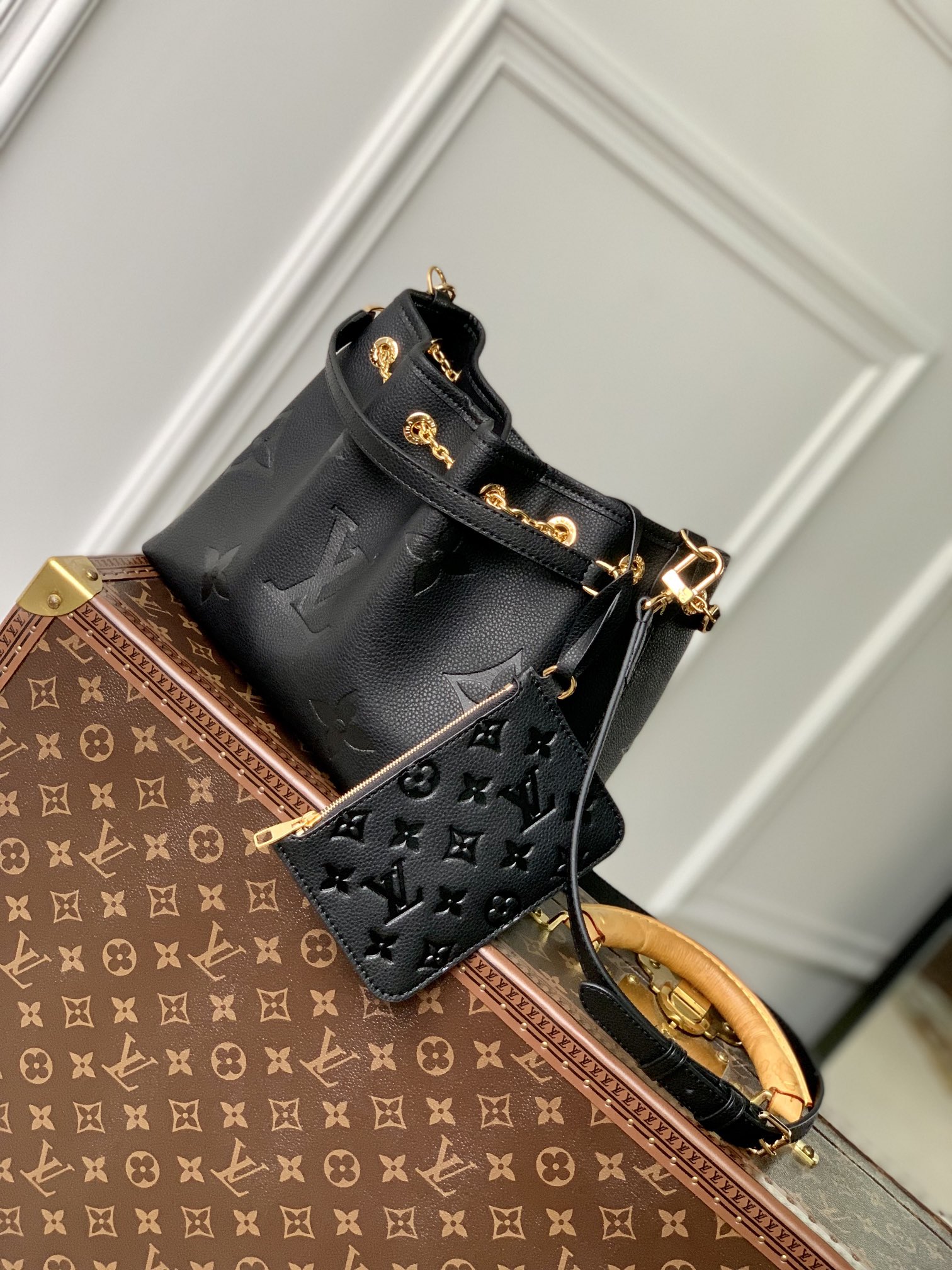 l**is V*t*n summer bundle handbag-28.0 x 20.0 x 11.5cm