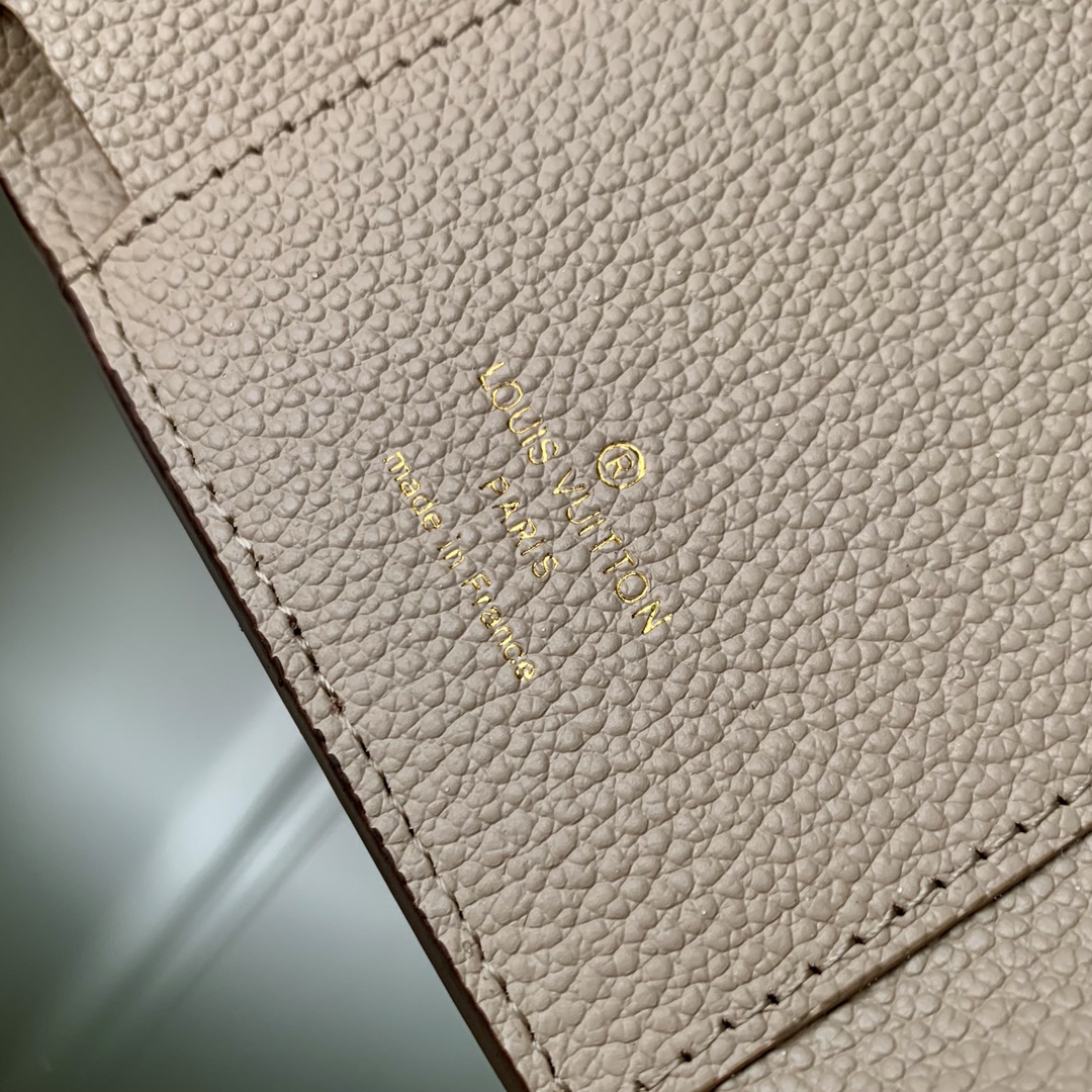 l**is V*t*n wallet-m83231-11×8cm