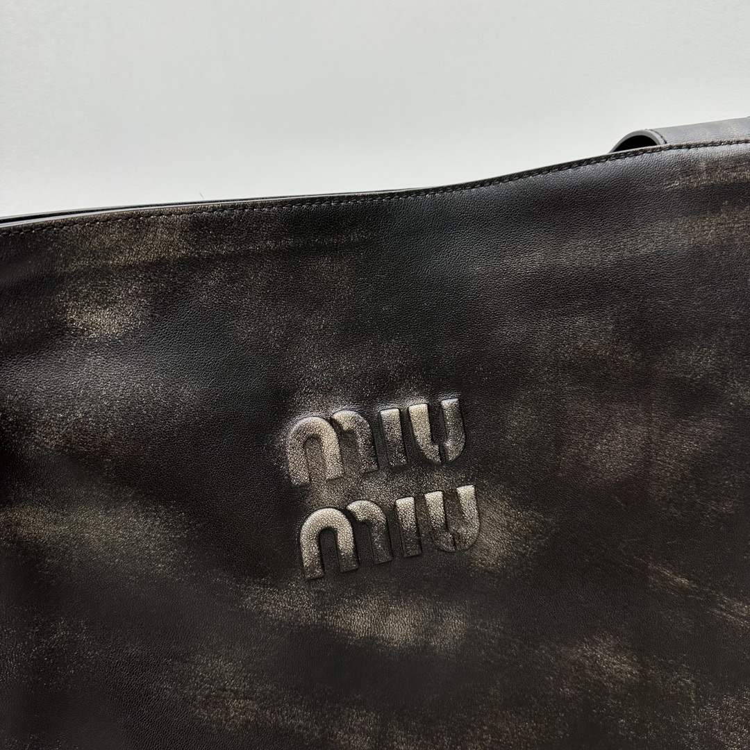 MiuMiu 2024SS Hobo Tote-38.5*11*39CM