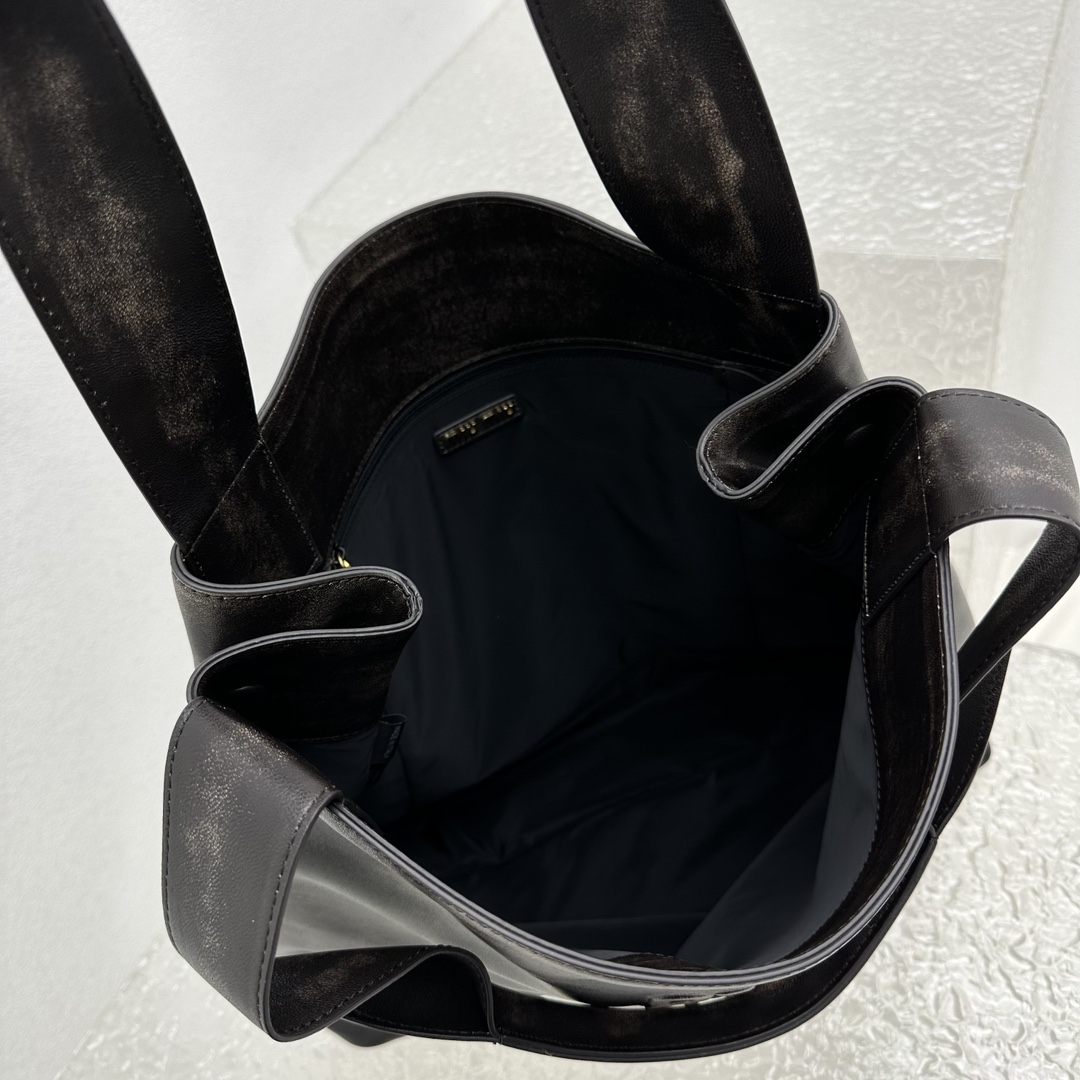 MiuMiu 2024SS Hobo Tote-38.5*11*39CM