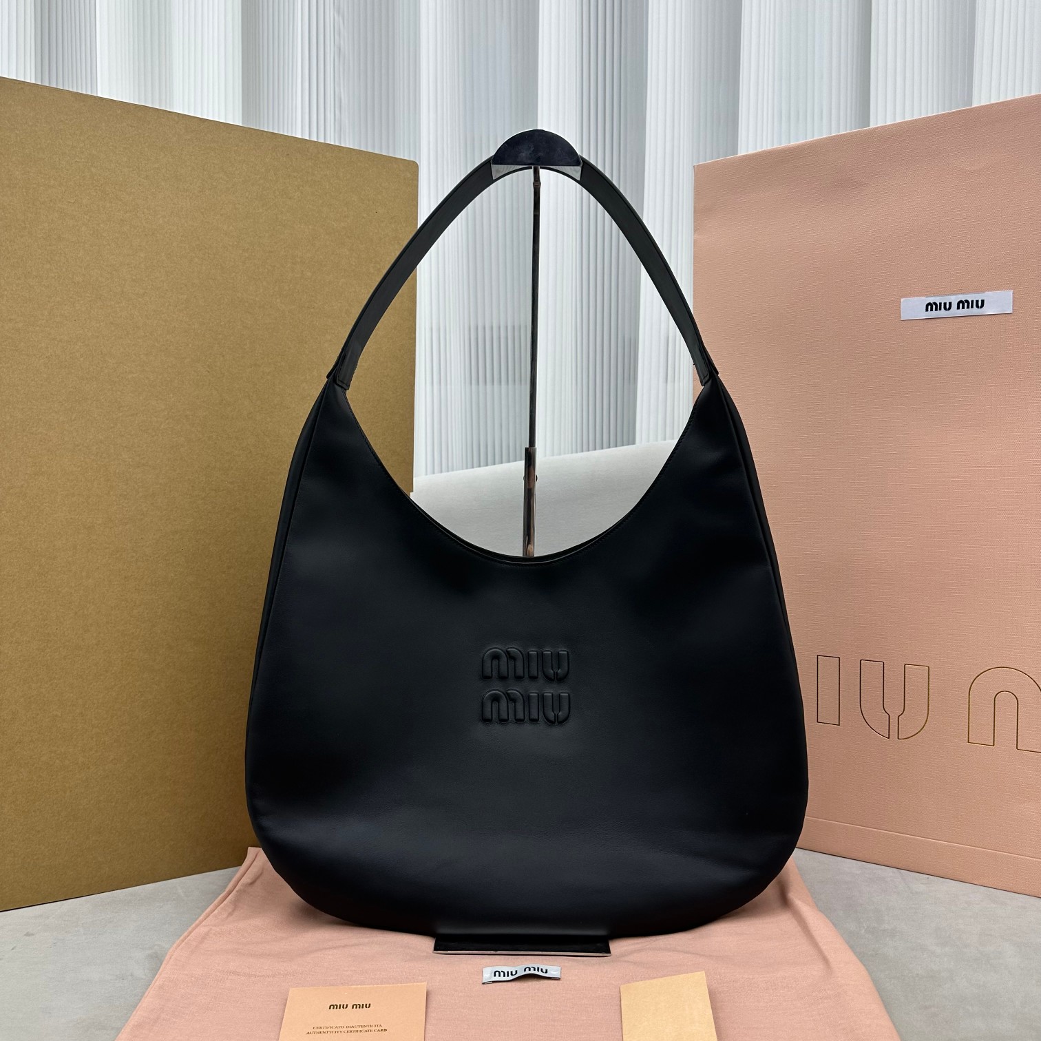 MiuMiu 2024SS Hobo Tote-42.5*30CM