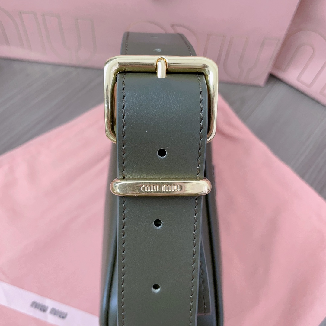 MiuMiu Leather Shoulder 5BC158 Bag-24*11.5*7CM