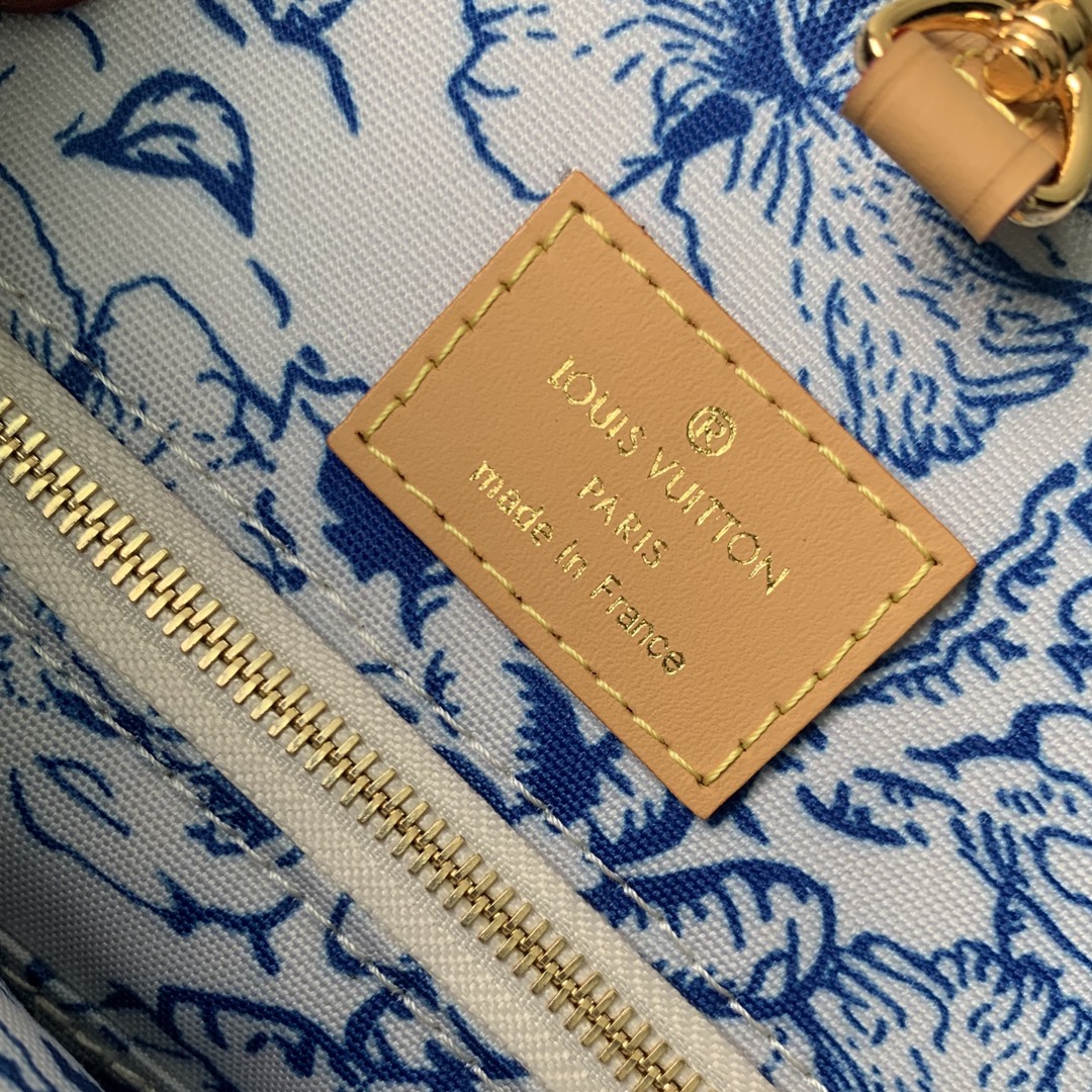 l**is V*t*n small onthego handbag-35*28*15cm