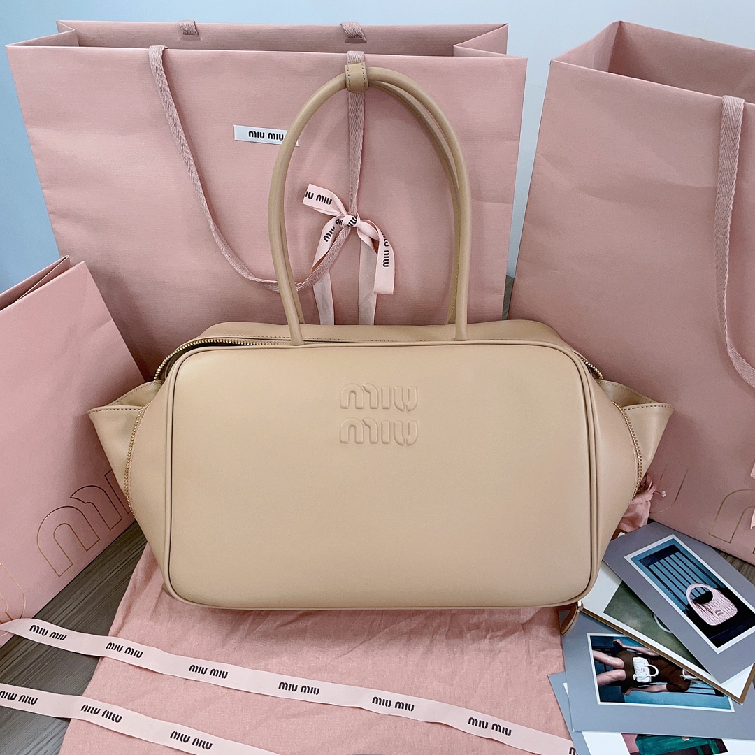 MiuMiu Leather Top Handbag-34X23X12CM