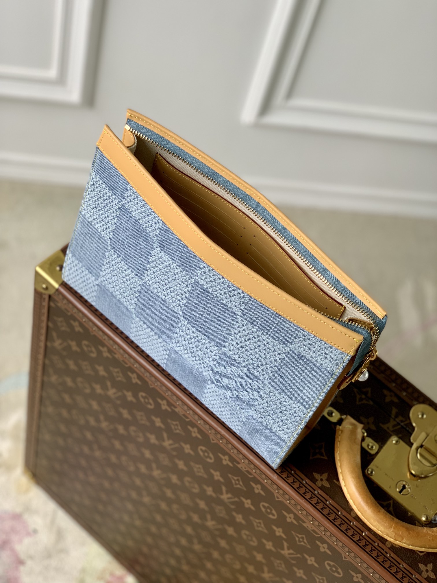 l**is V*t*n pochette to go pouch-m82313