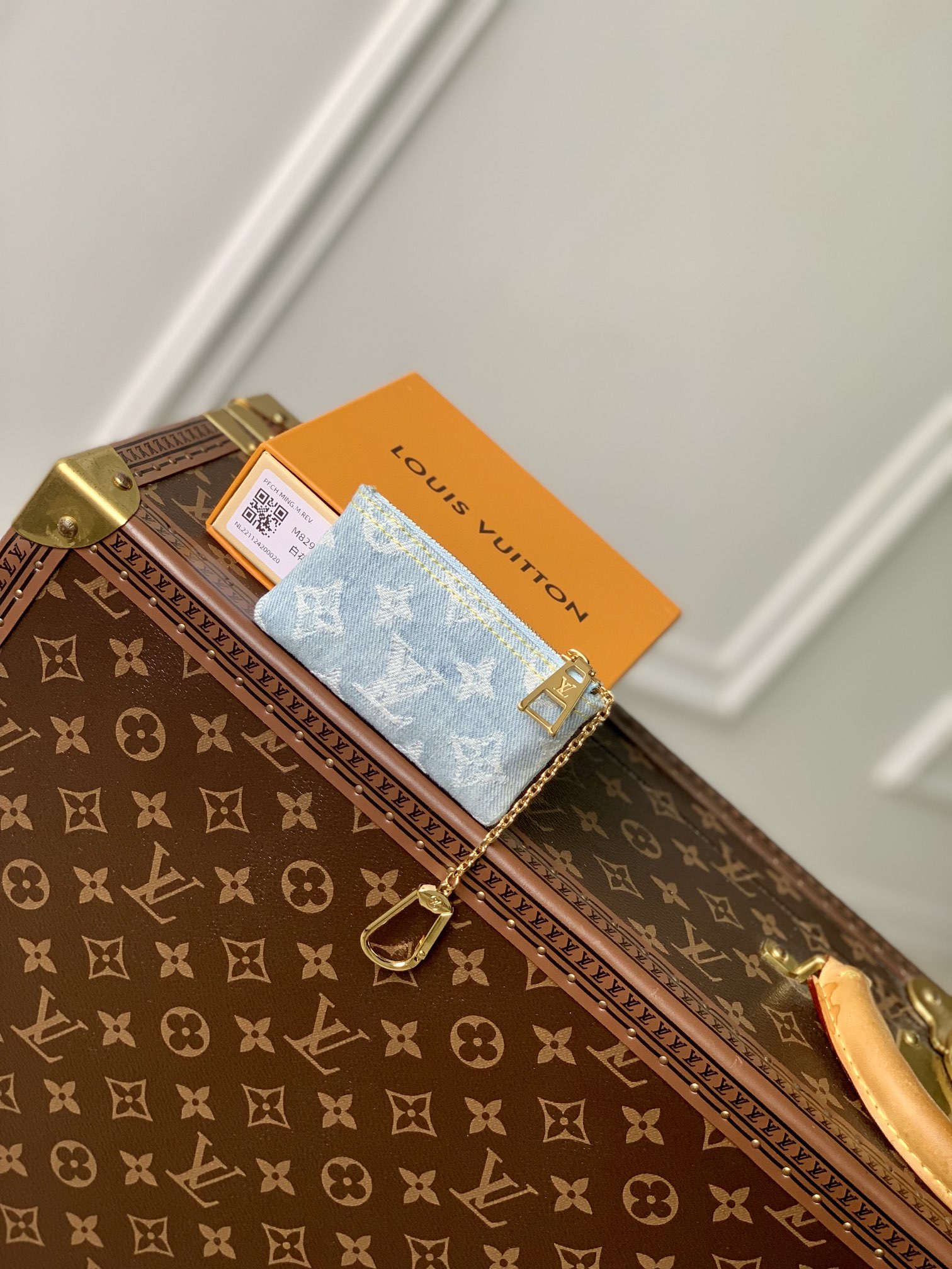 l**is V*t*n wallet-m82961-12 x 7 x 1.5cm