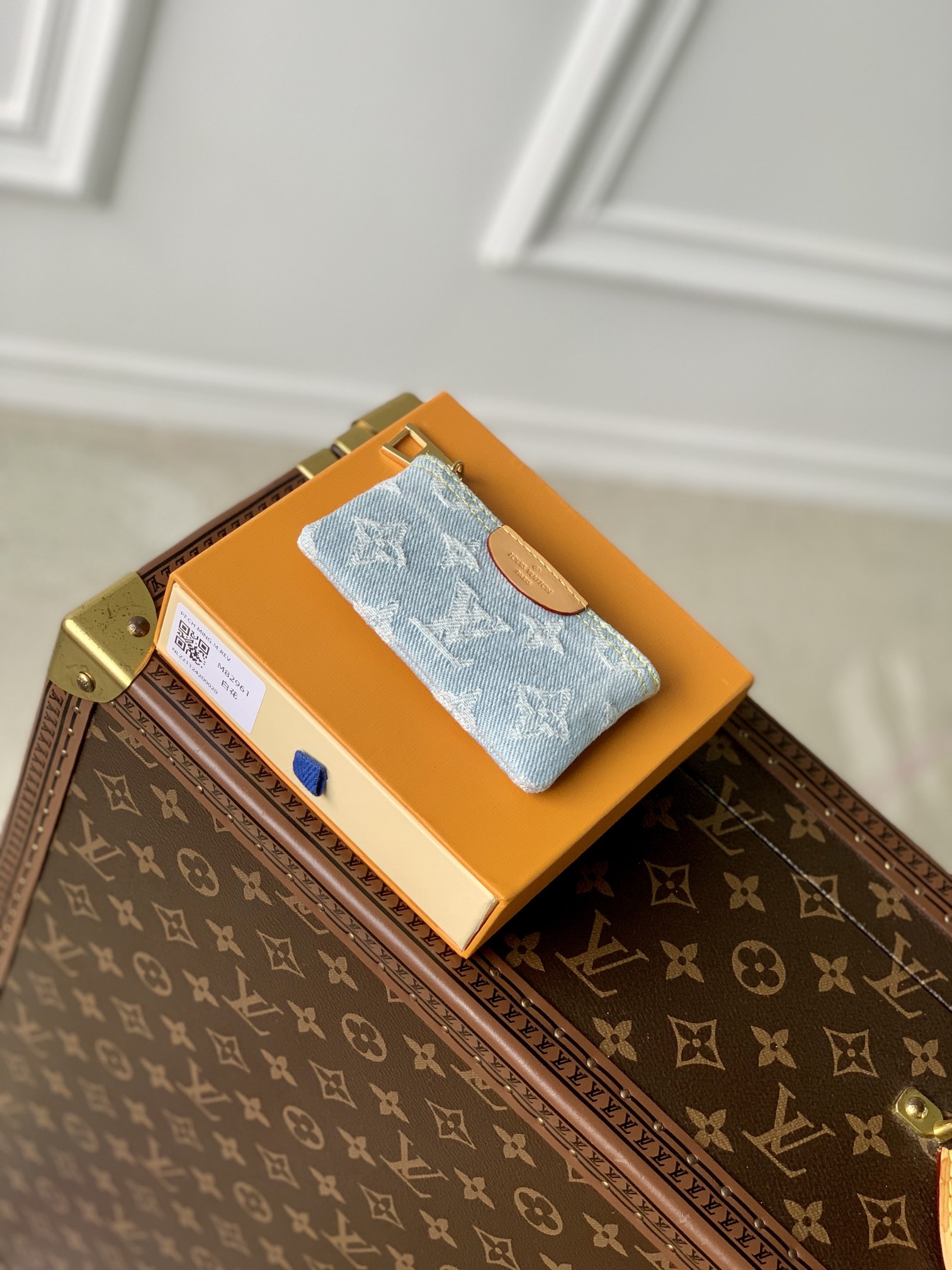 l**is V*t*n wallet-m82961-12 x 7 x 1.5cm