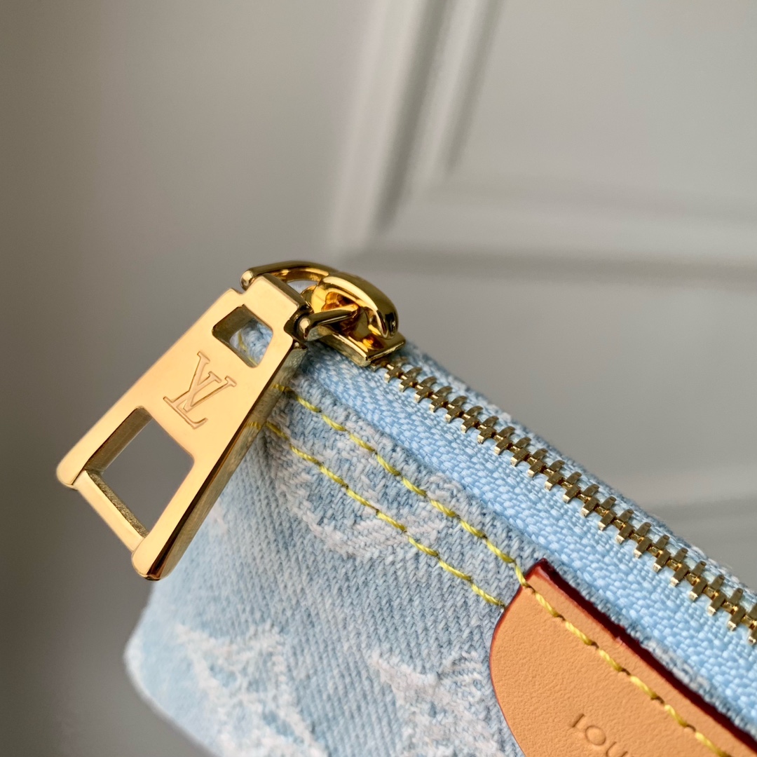 l**is V*t*n wallet-m82961-12 x 7 x 1.5cm